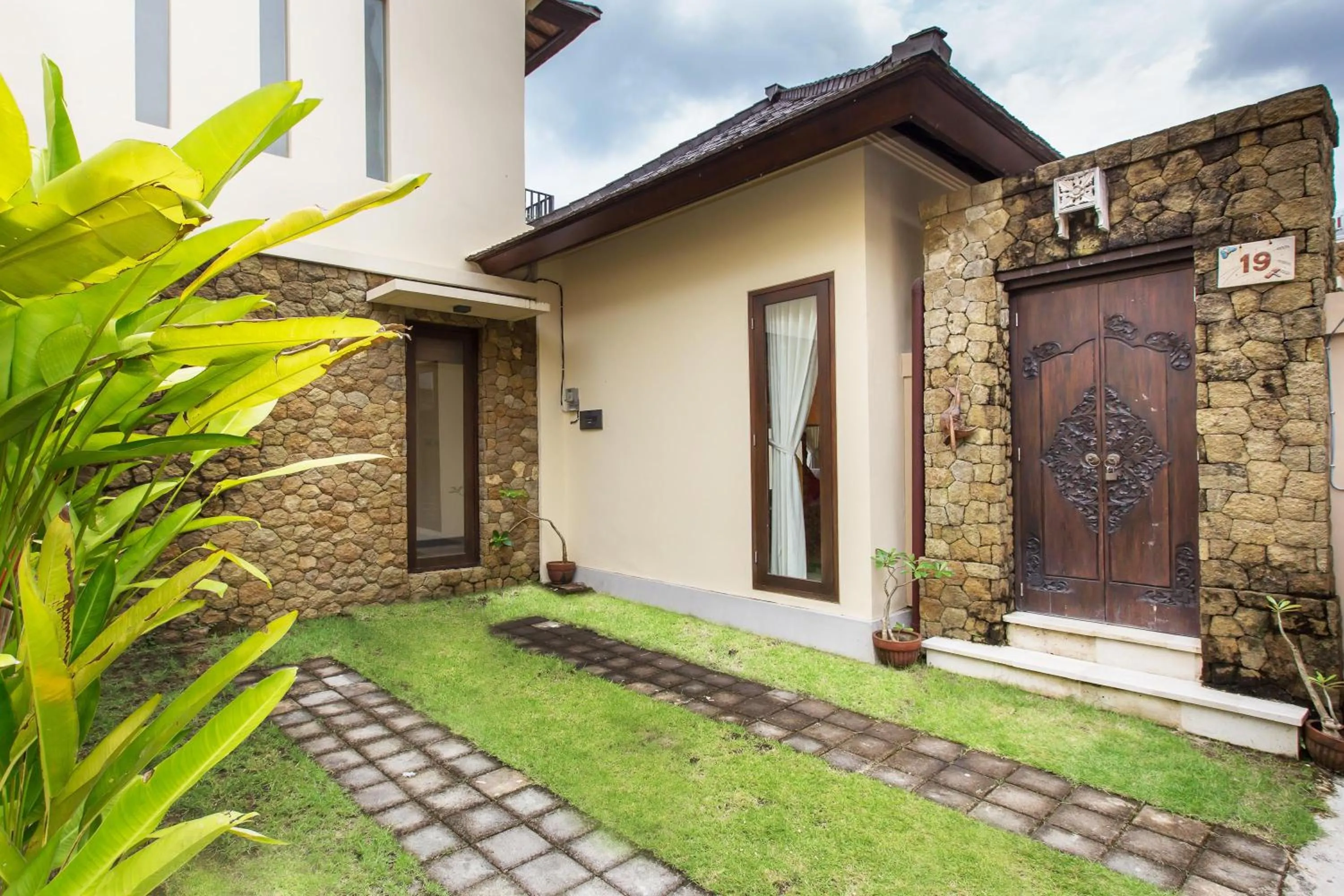 Facade/entrance in The Reika Villas by Nagisa Bali