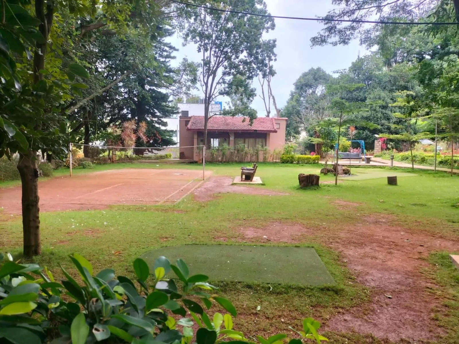 Garden in Zeenath Taj Gardens