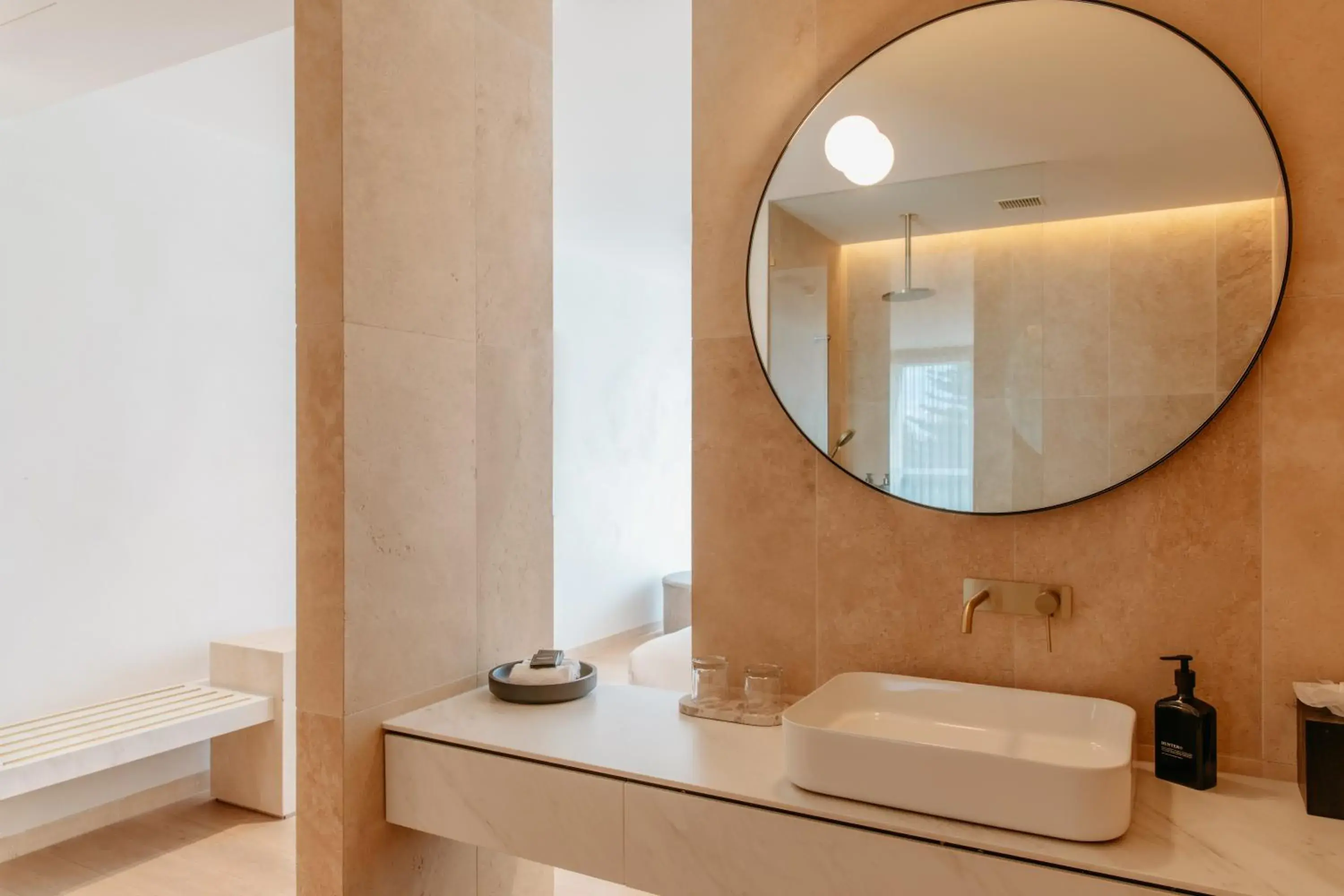 Deluxe King Room in Hotel Sorrento Deluxe King Room in Hotel Sorrento