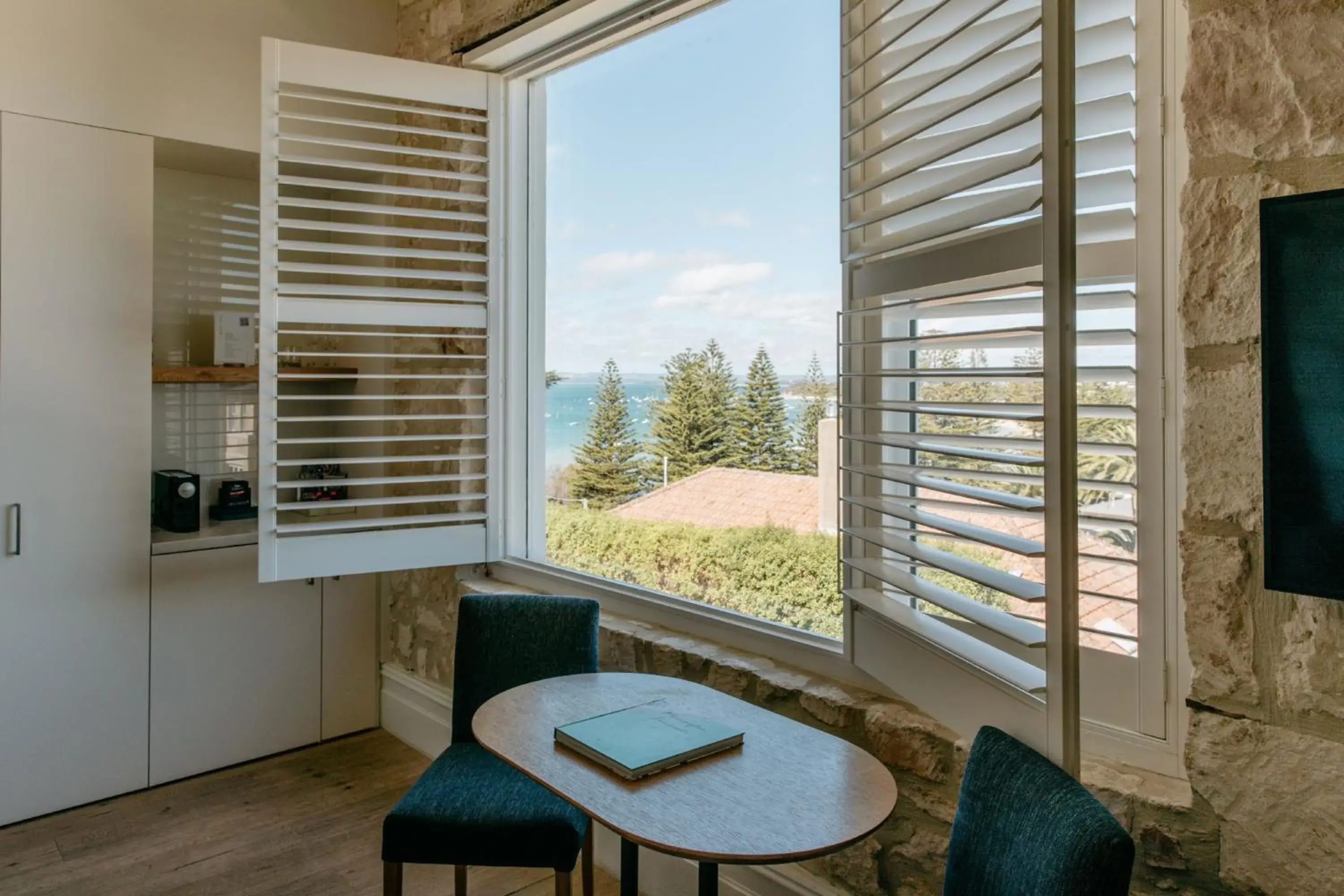 King Room with Sea View in Hotel Sorrento King Room with Sea View in Hotel Sorrento