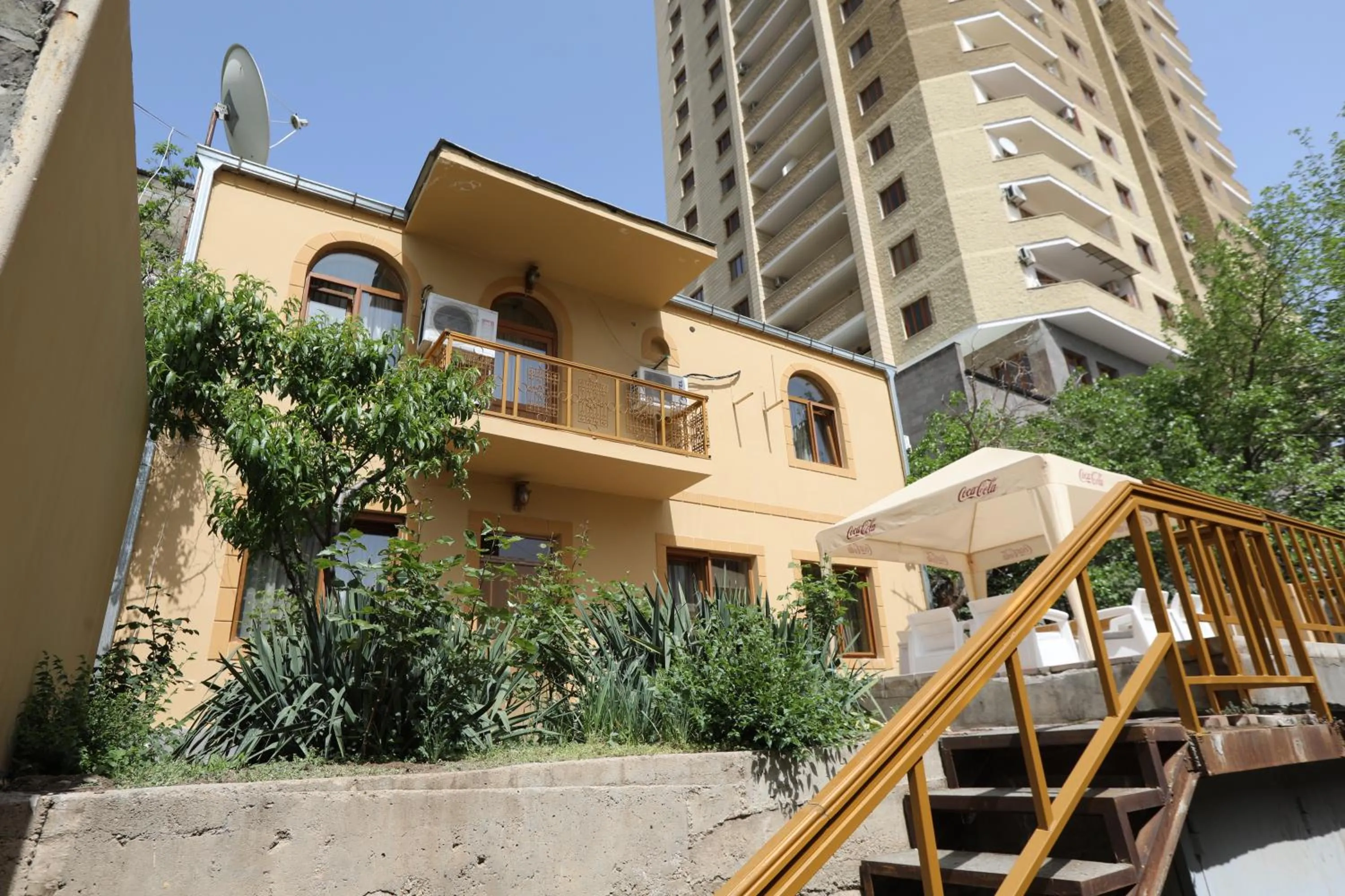 Balcony/Terrace in Popock Baghramyan