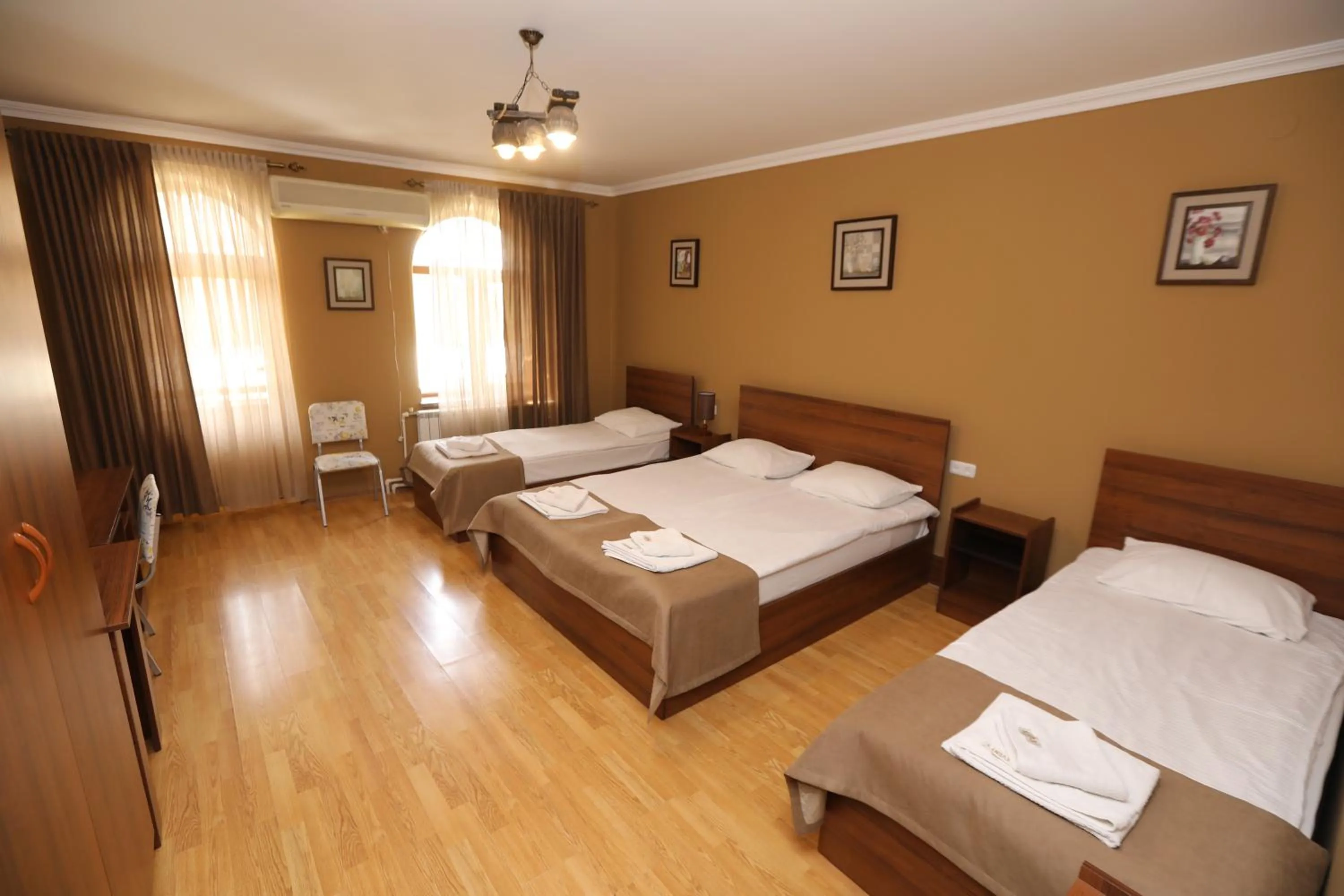 Photo of the whole room, Bed in Popock Baghramyan