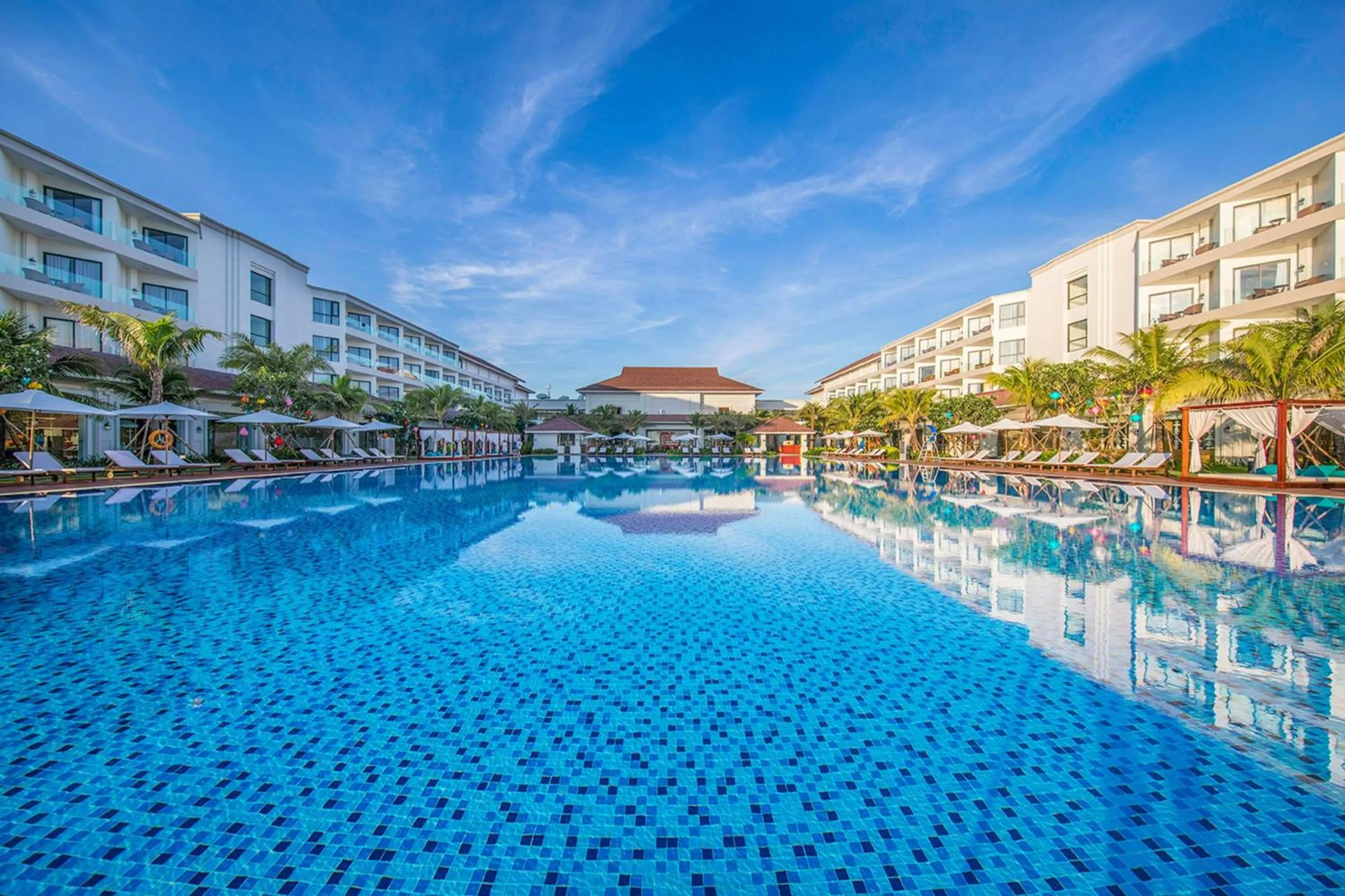 Swimming pool in Vinpearl Resort & Spa Hoi An