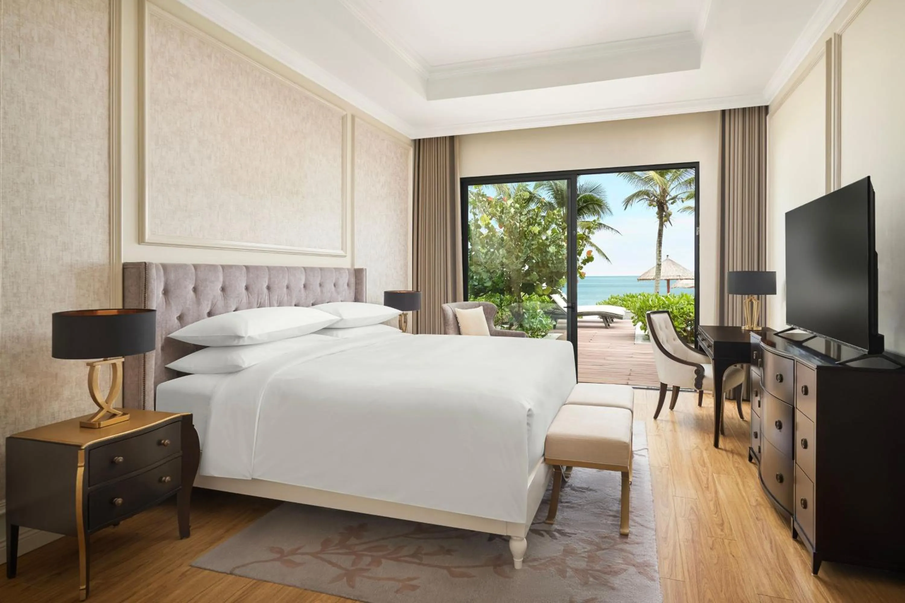 Other, Bed in Danang Marriott Resort & Spa, Non Nuoc Beach Villas