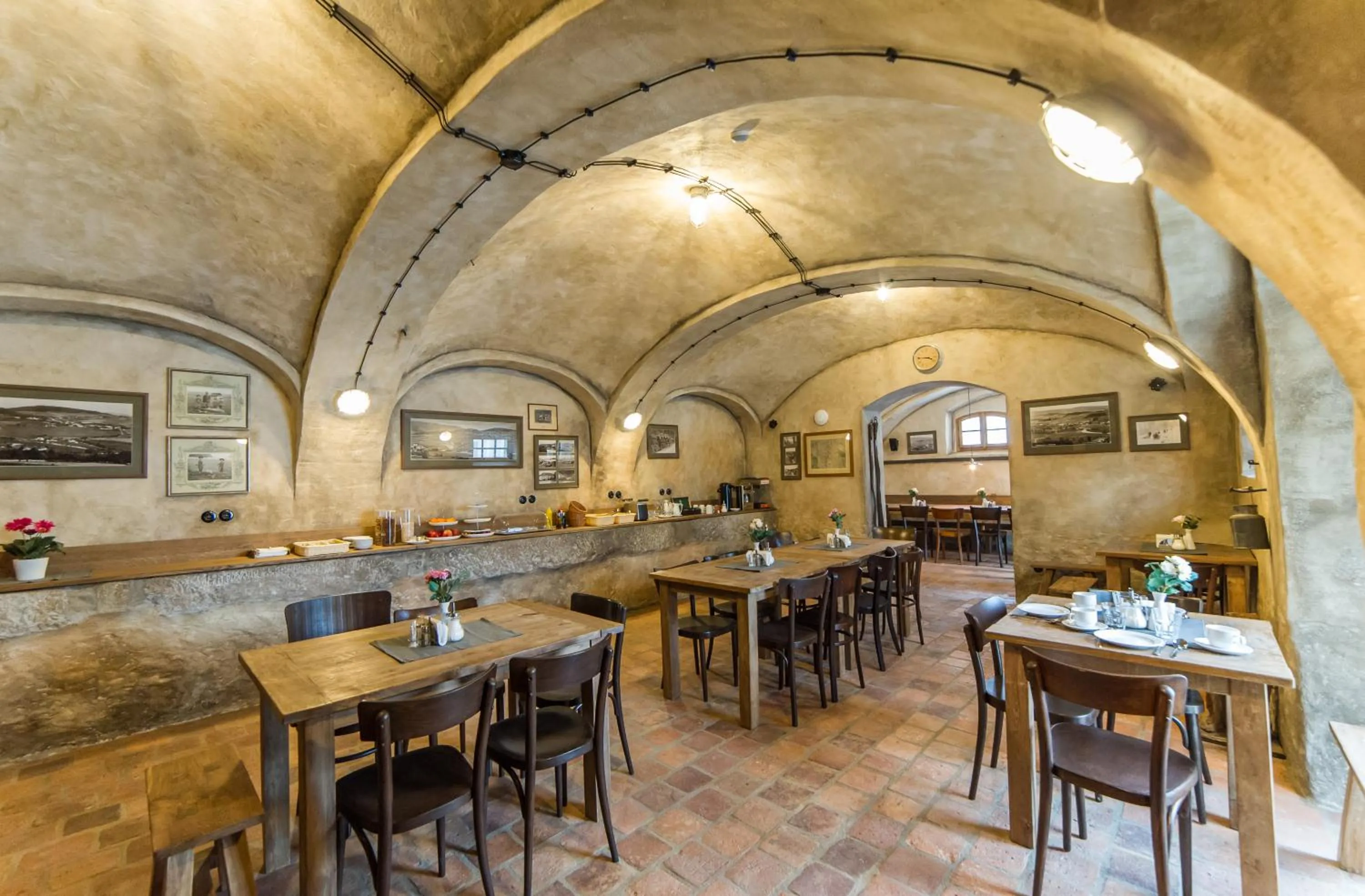 Communal lounge/ TV room in Aparthotel & Wellness Knížecí cesta