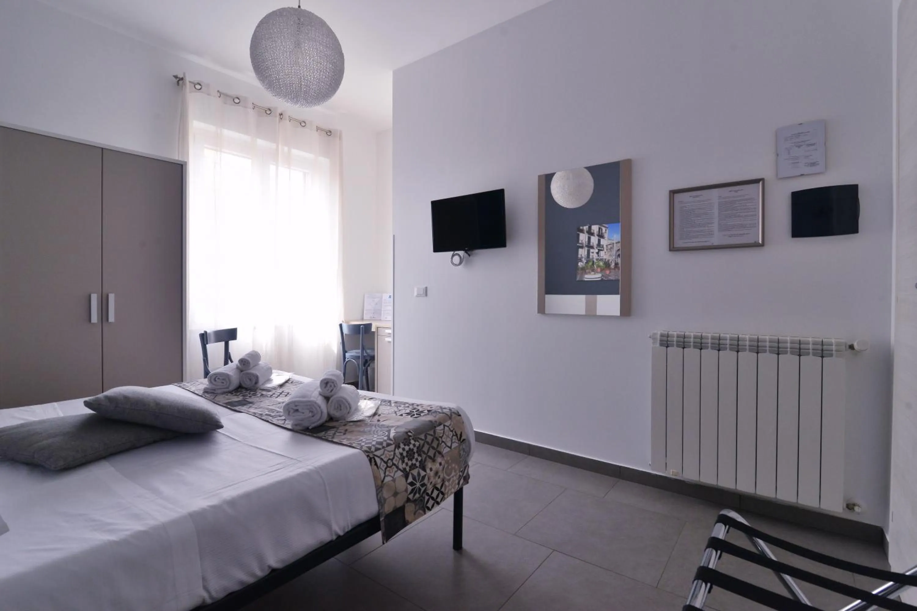 Photo of the whole room, Bed in B&B Le Porte Del Centro