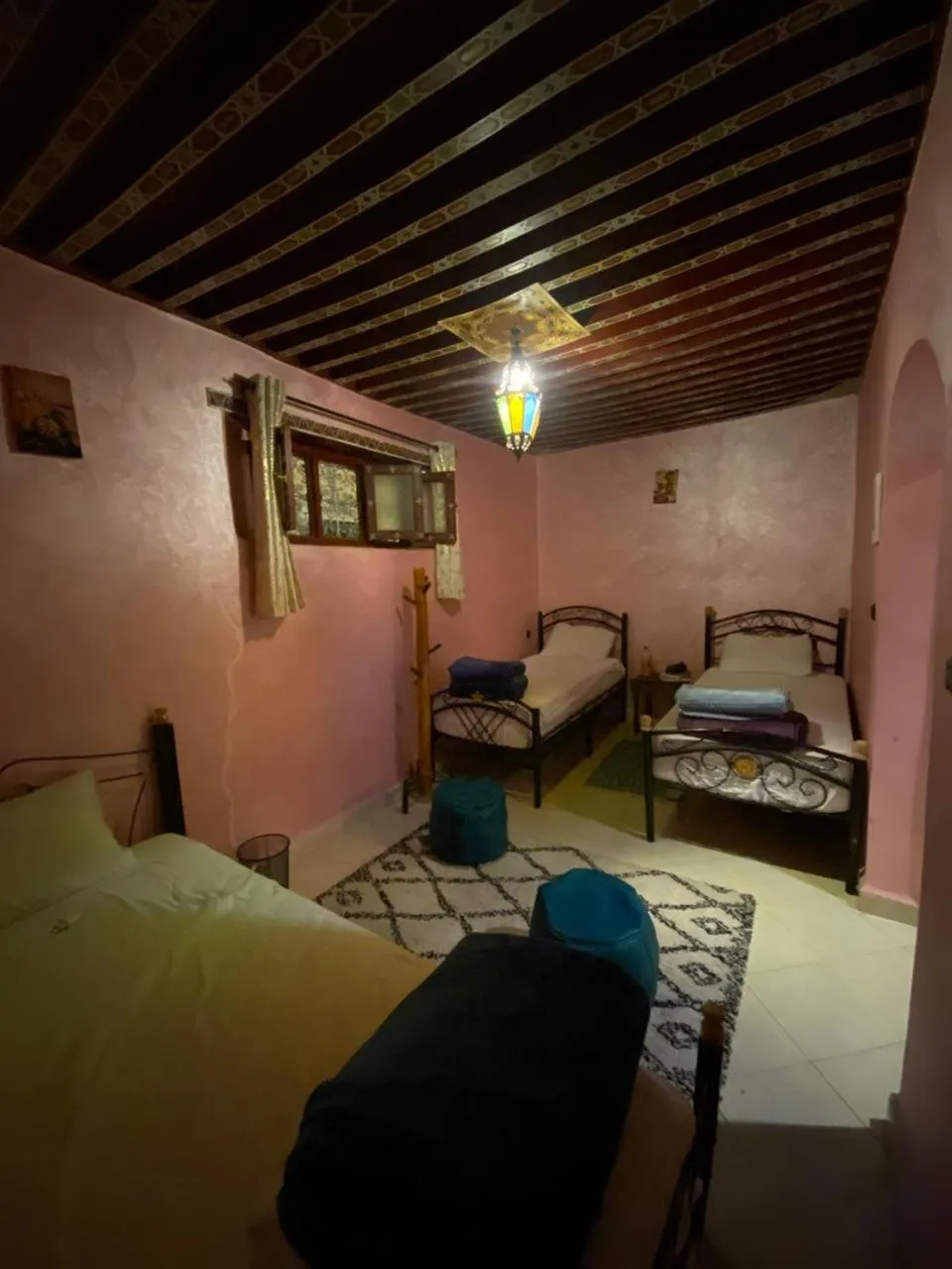 Photo of the whole room, Bed in la Kasbah salam