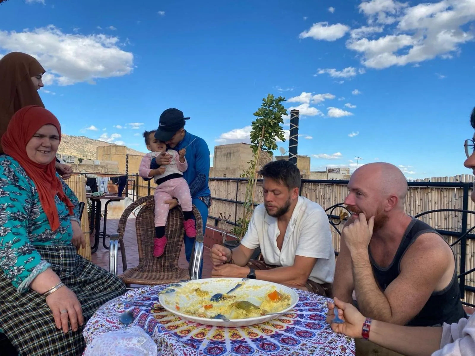 People in la Kasbah salam