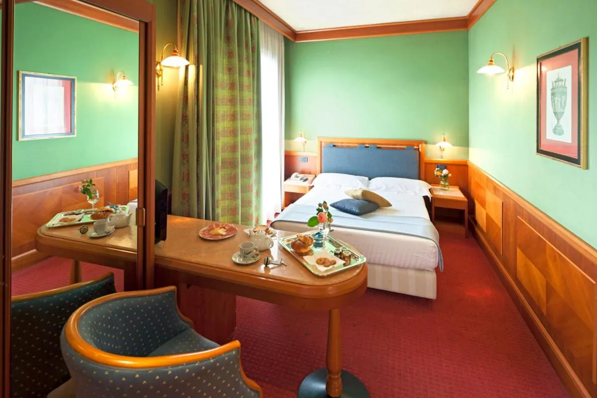 Photo of the whole room, Bed in Arosio Hotel