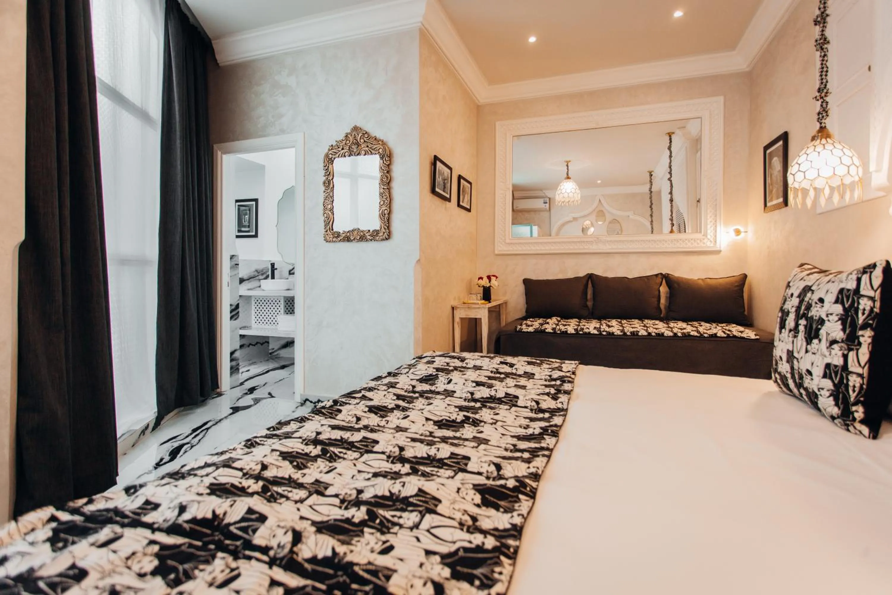 Bedroom, Bed in Riad Andallaspa