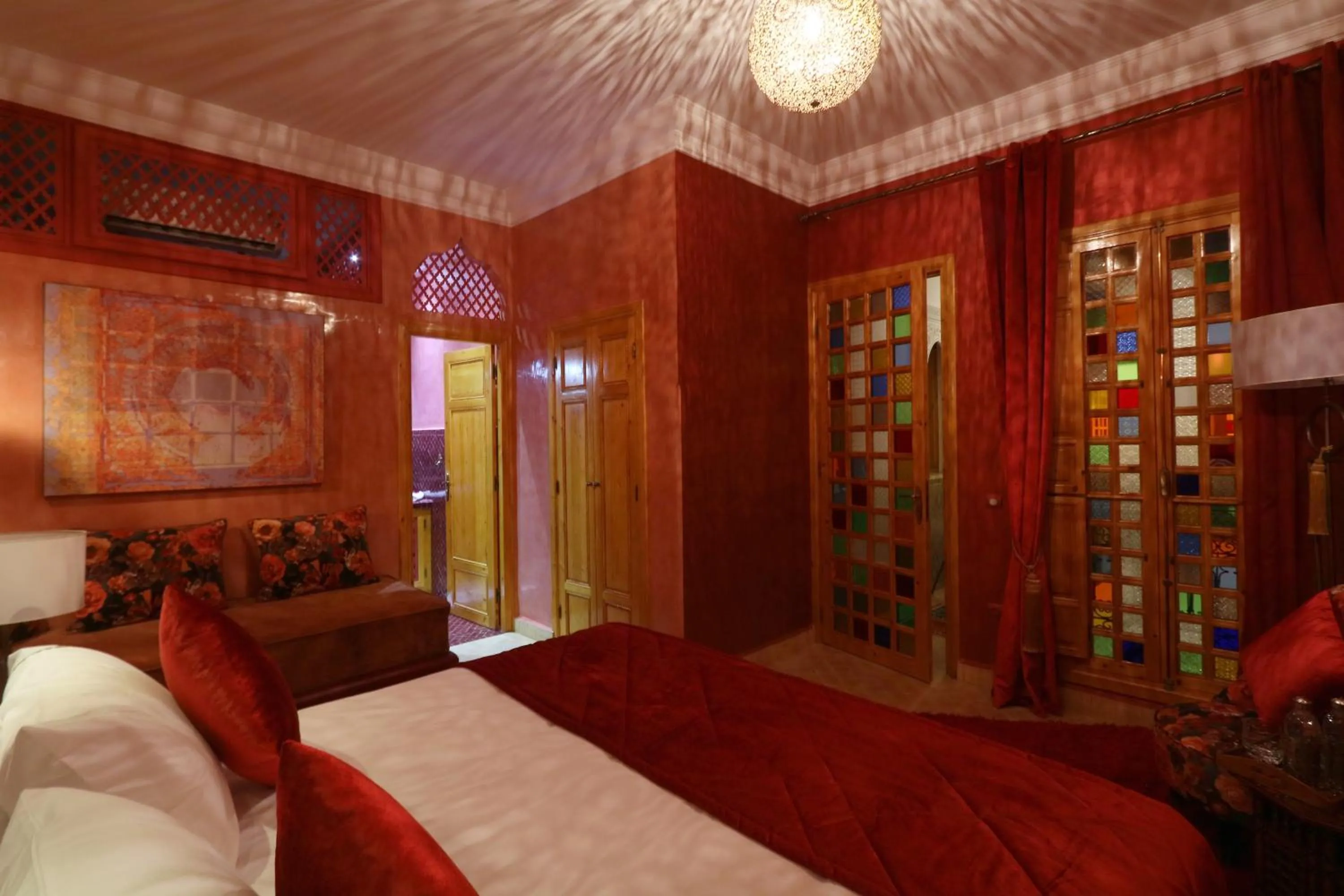 Photo of the whole room, Bed in Riad Andallaspa