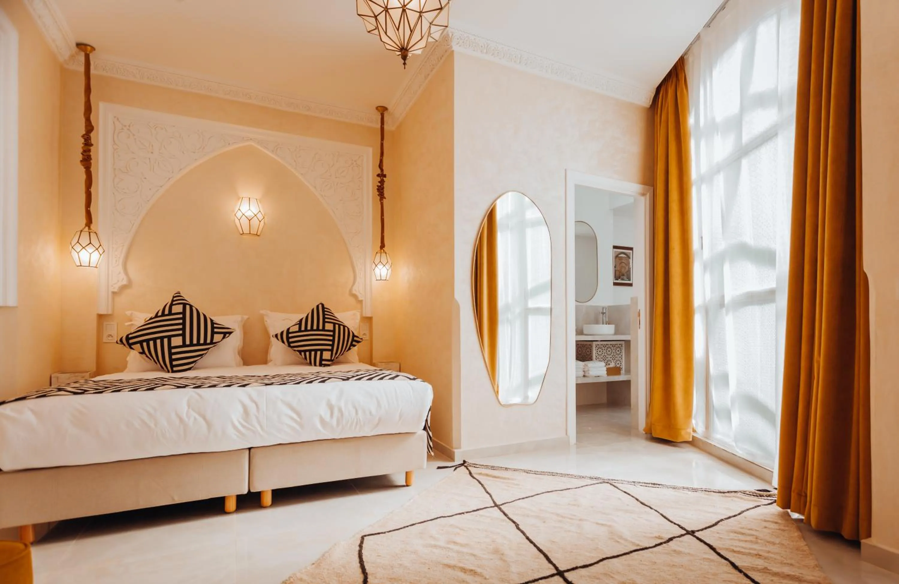 Photo of the whole room, Bed in Riad Andallaspa