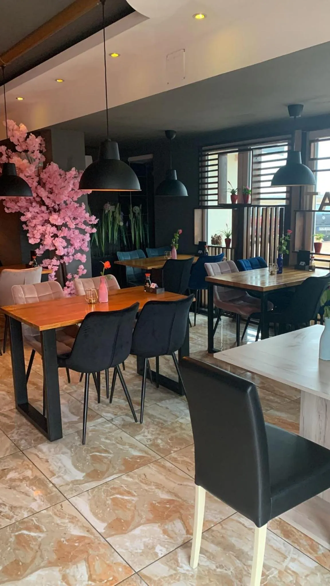 Restaurant/places to eat in Hotel Babylon am Europa-Park