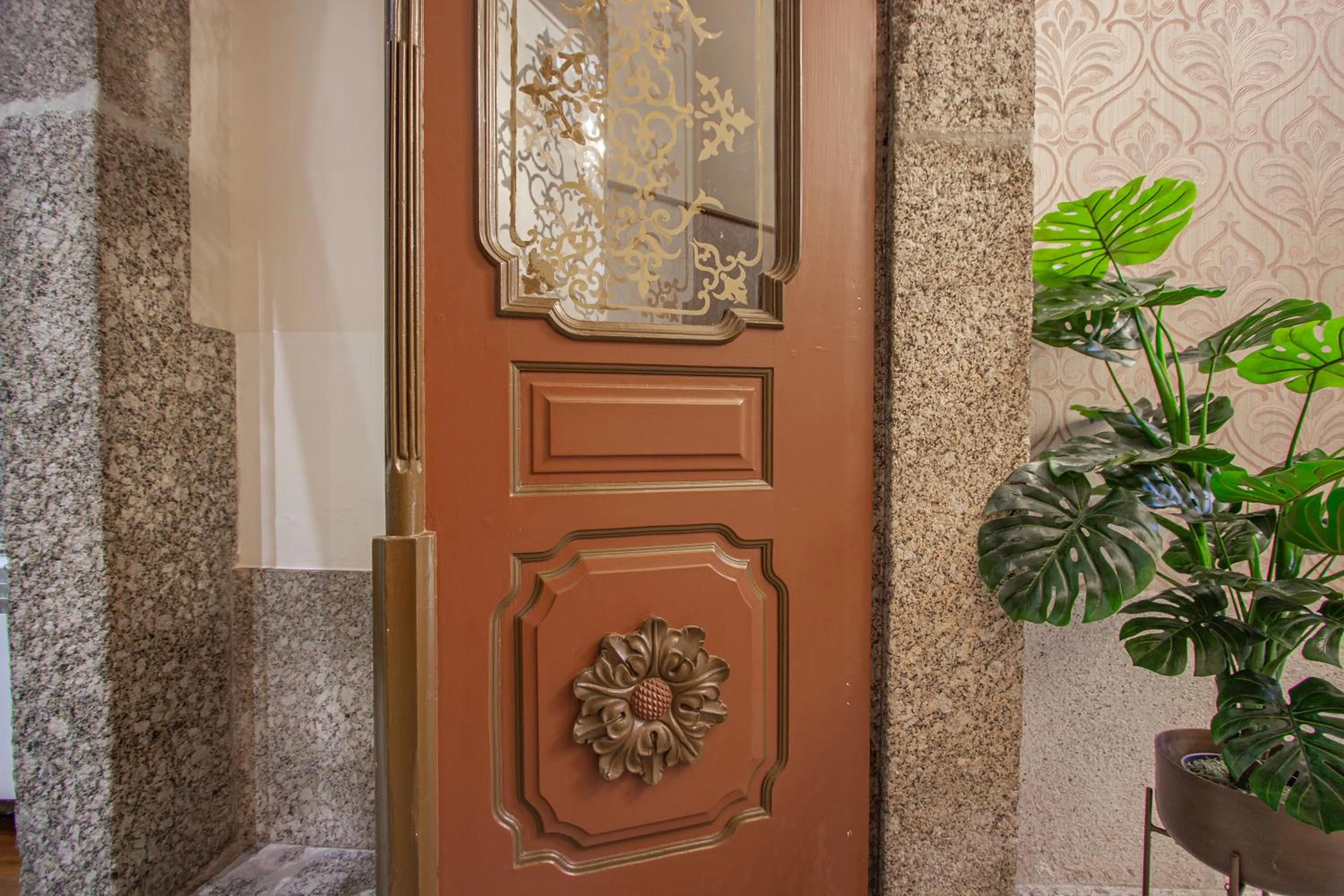 Property building in Dom José Alojamentos by Guestify