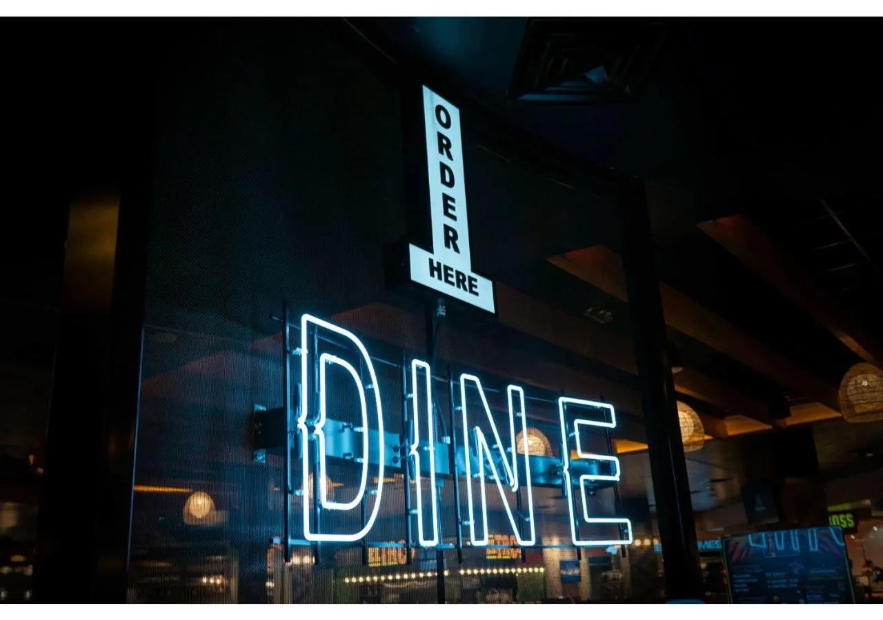 Restaurant/places to eat in Cherokee Casino West Siloam Springs Resort