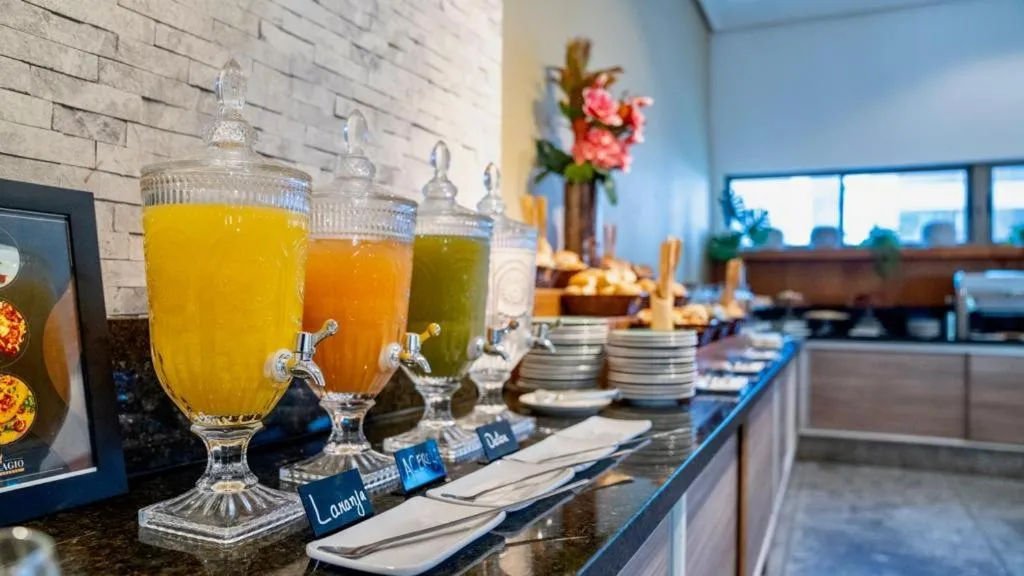 Restaurant/places to eat in Flat Beach Class Executive