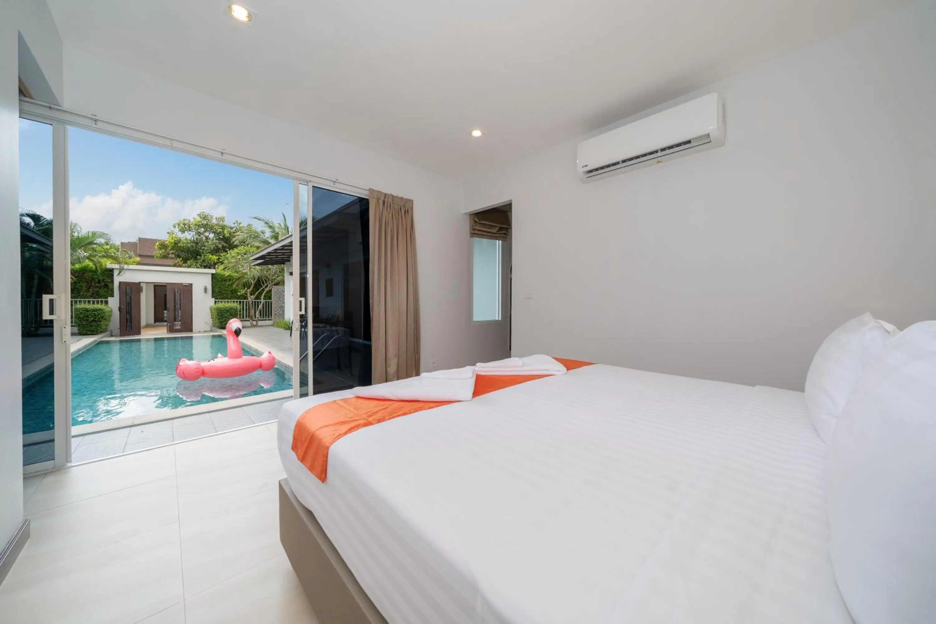 Bedroom, Bed in Phuket La Siesta Pool Villas & Pool Access Rooms