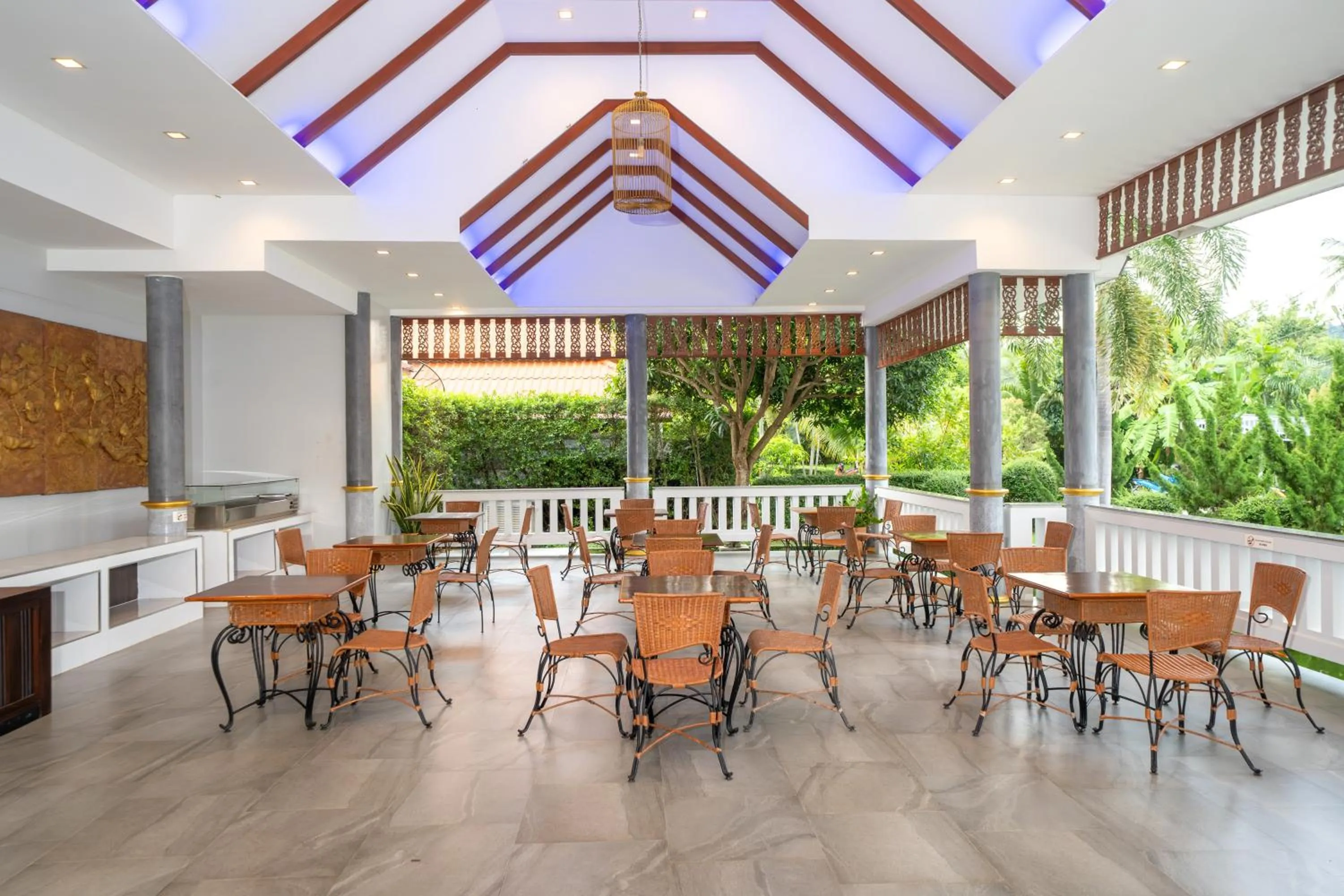 Lobby or reception in Phuket La Siesta Pool Villas & Pool Access Rooms