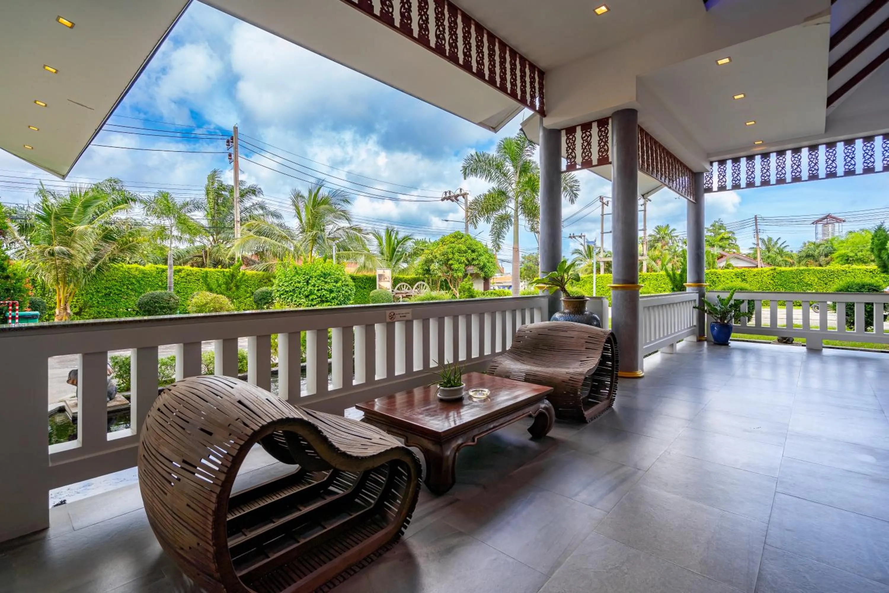 Property building in Phuket La Siesta