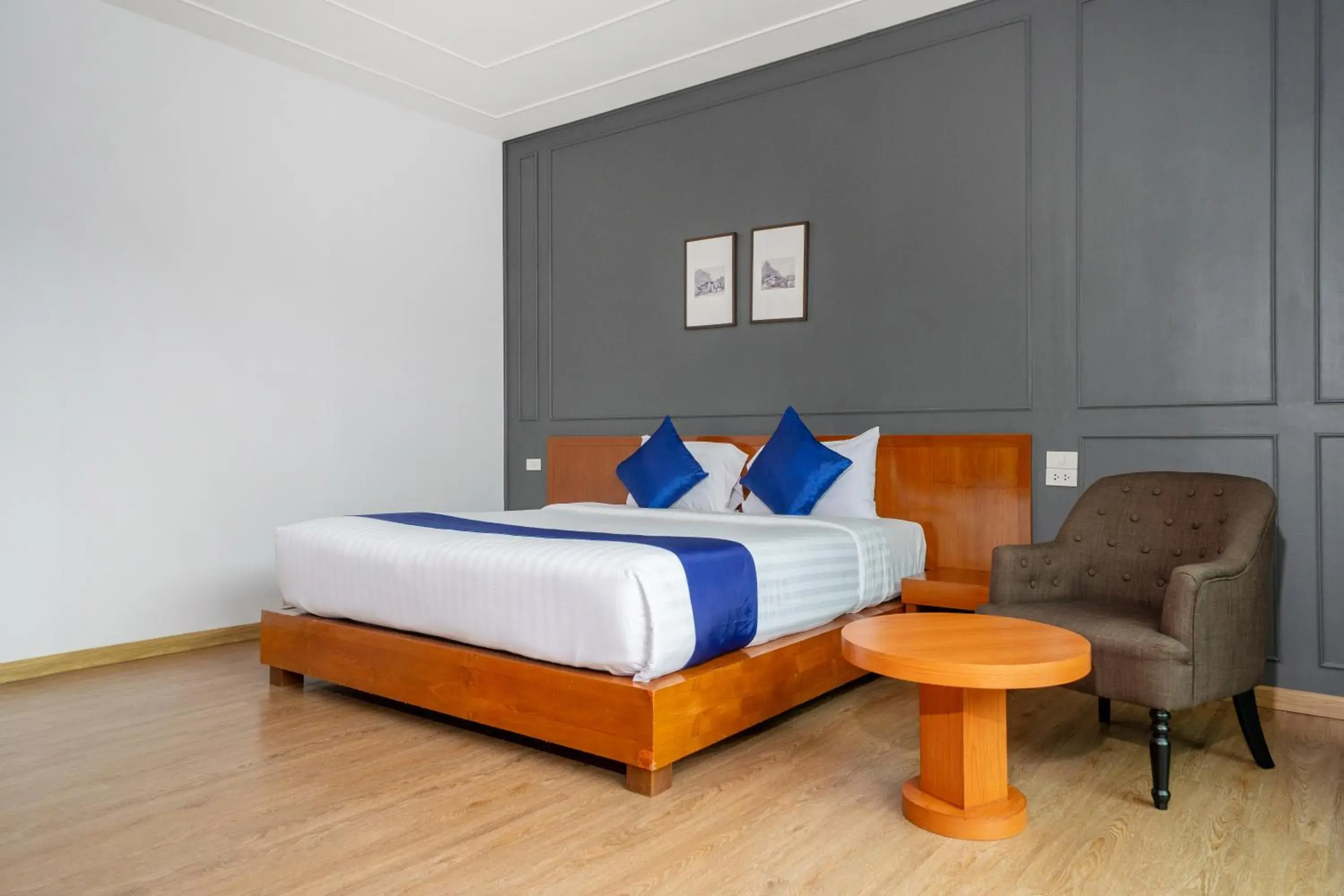 Deluxe Double Room with Pool Access in Phuket La Siesta Pool Villas & Pool Access Rooms Deluxe Double Room with Pool Access in Phuket La Siesta Pool Villas & Pool Access Rooms