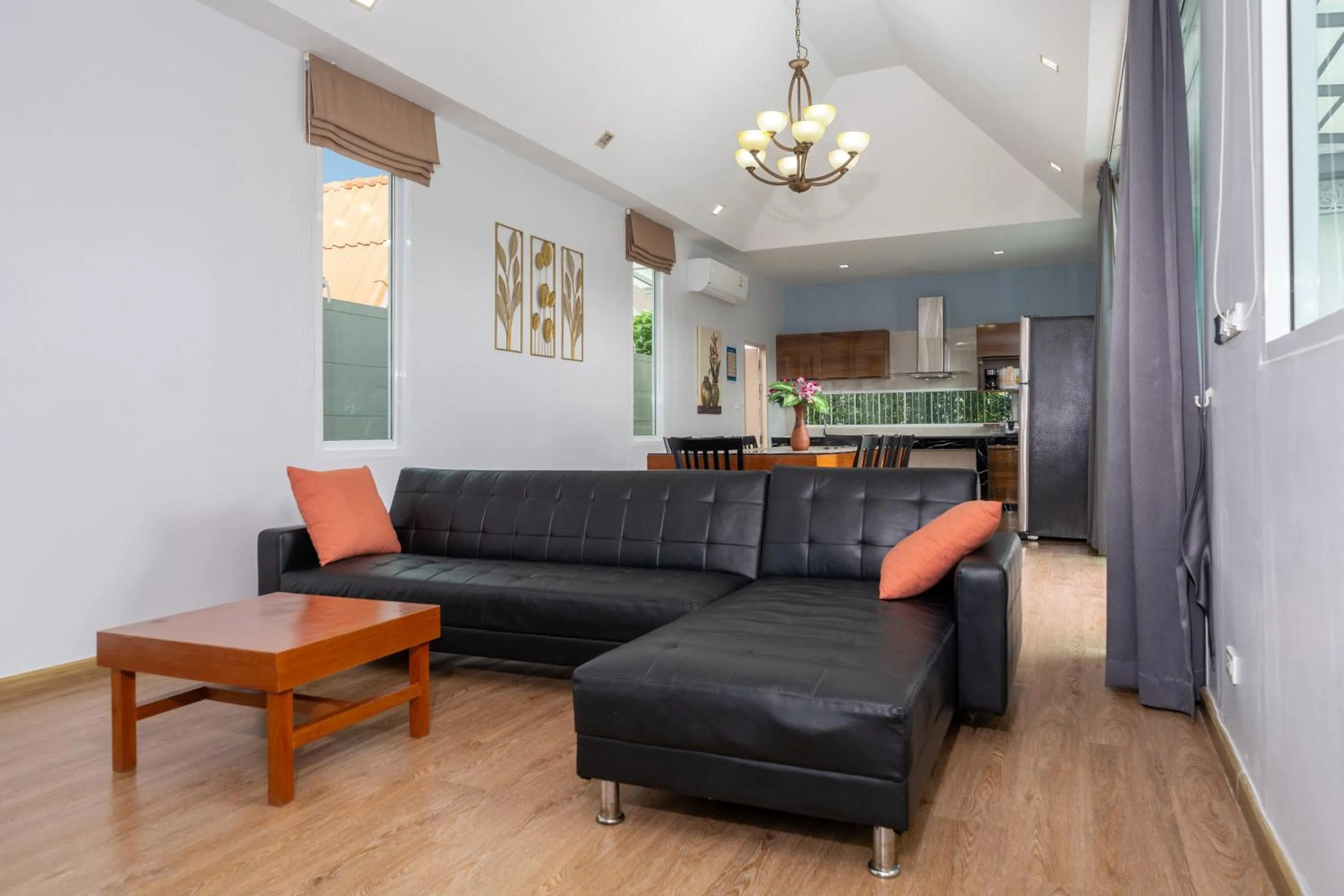 Communal lounge/ TV room in Phuket La Siesta