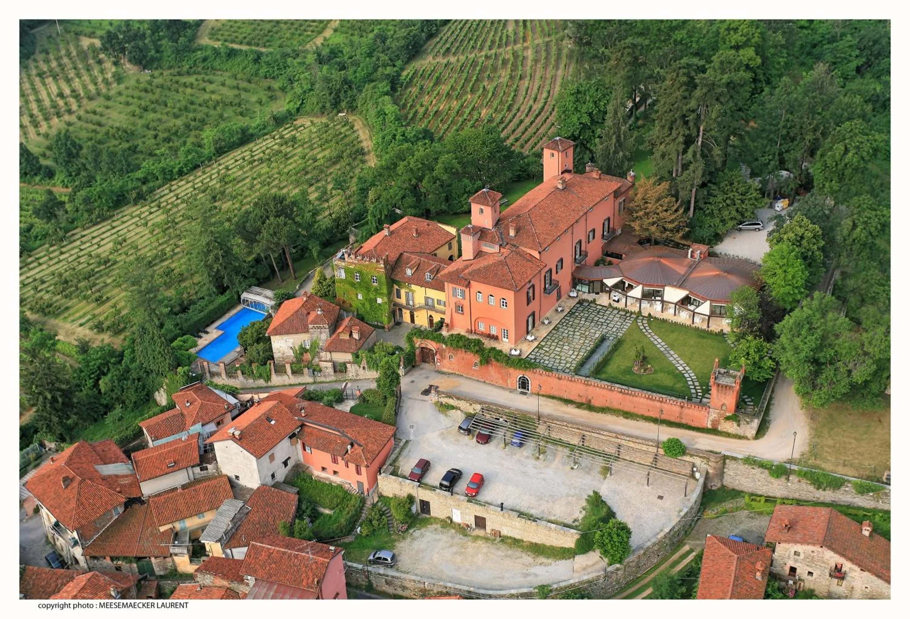 Bird's eye view in Castello Rosso