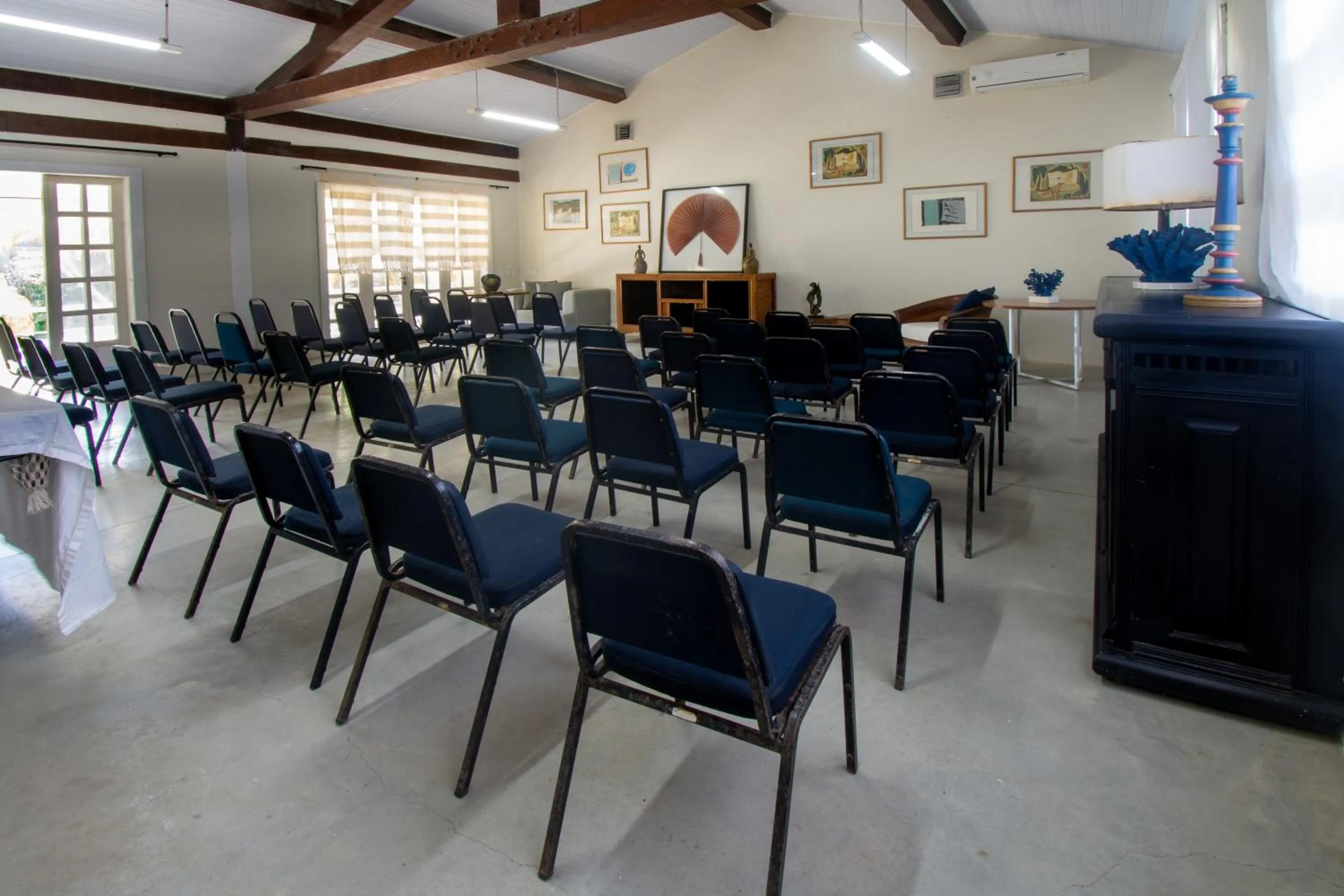 Meeting/conference room in Armação dos Búzios Pousada Design