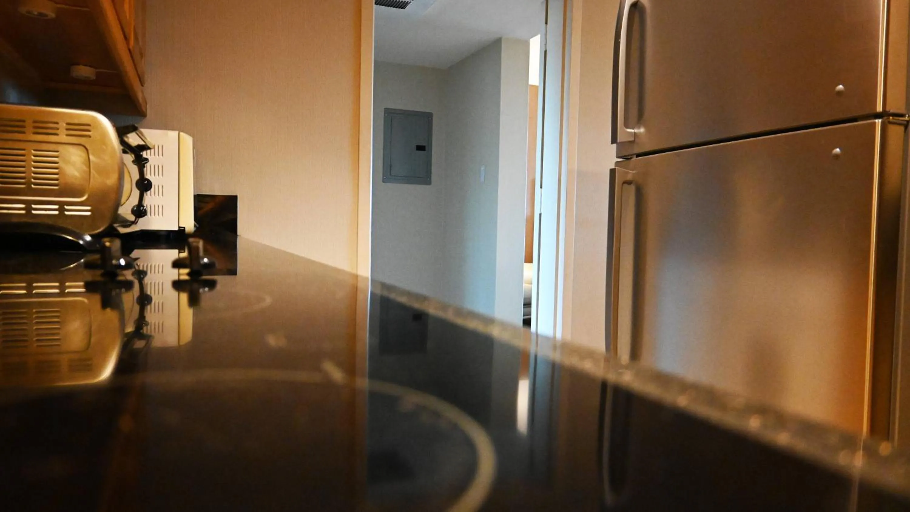 Coffee/tea facilities, Bathroom in The Hotel Fullerton Anaheim