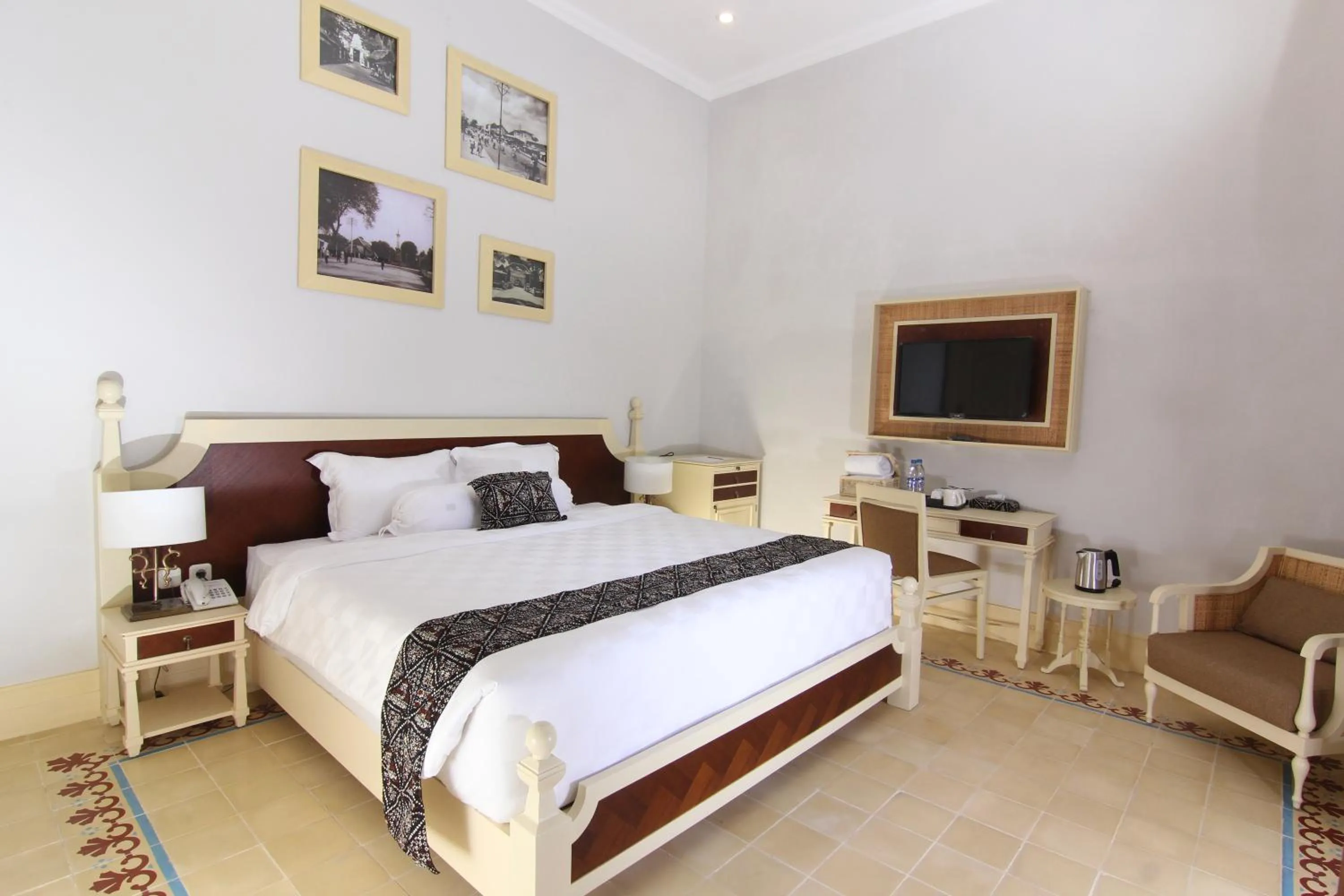 bunk bed, Bed in Java Villas Boutique Hotel & Resto