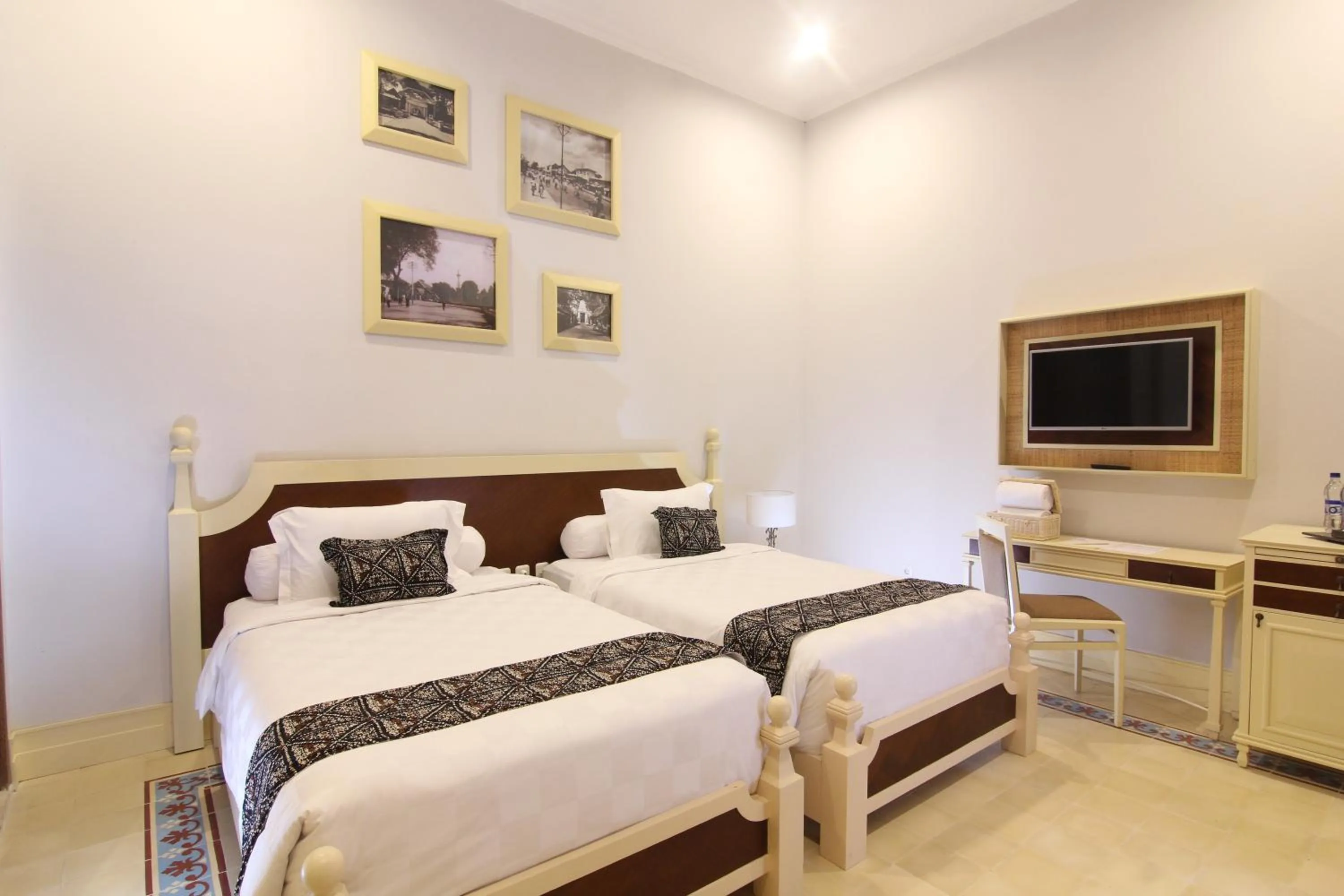 bunk bed, Bed in Java Villas Boutique Hotel & Resto