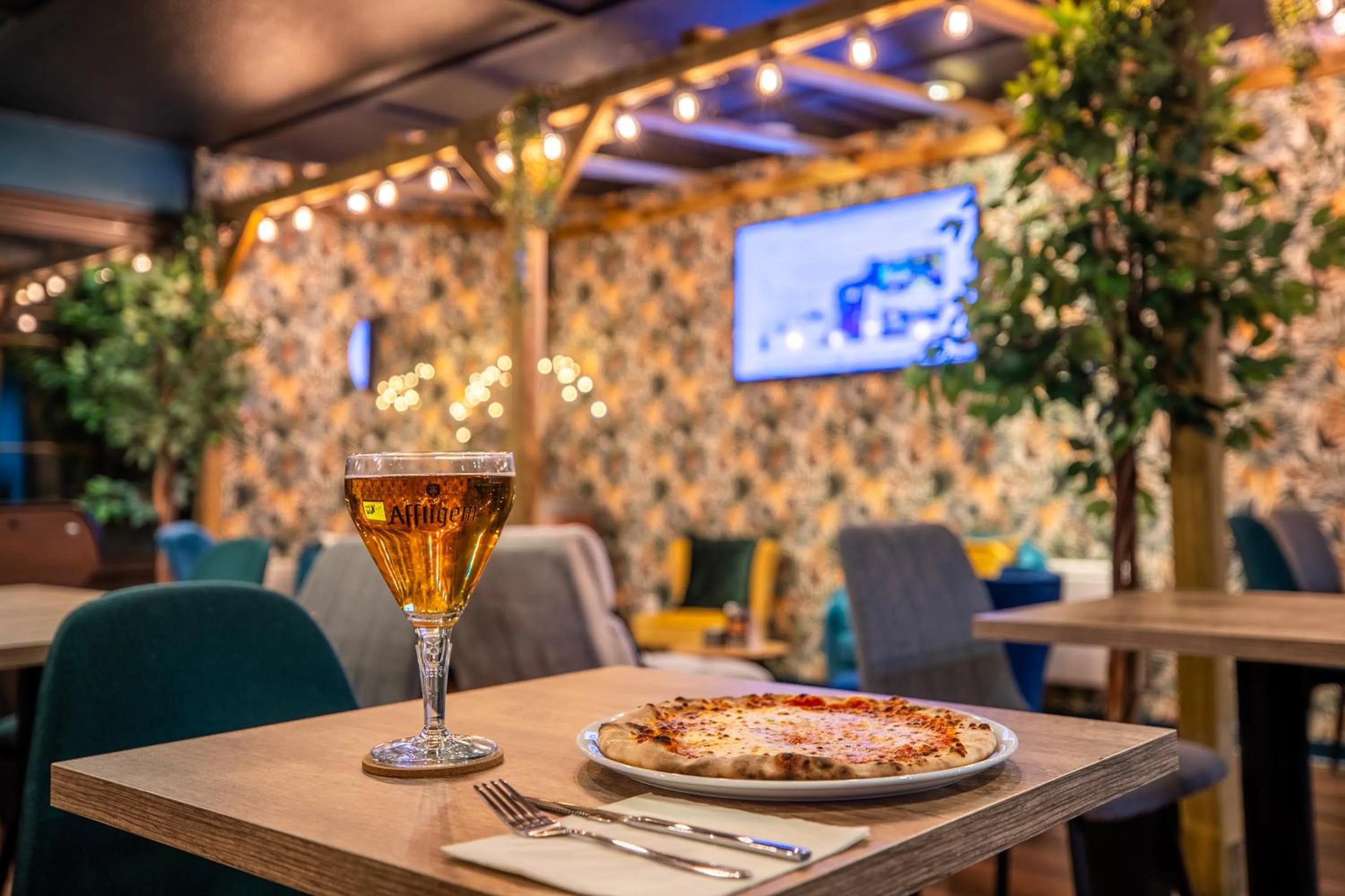 Seating area in Kyriad Direct Laon