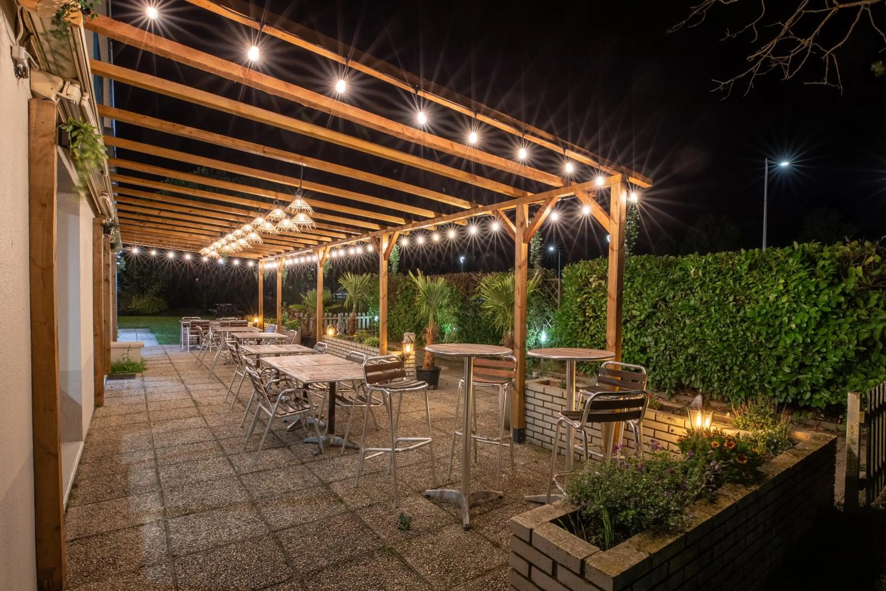 Patio in Kyriad Direct Laon