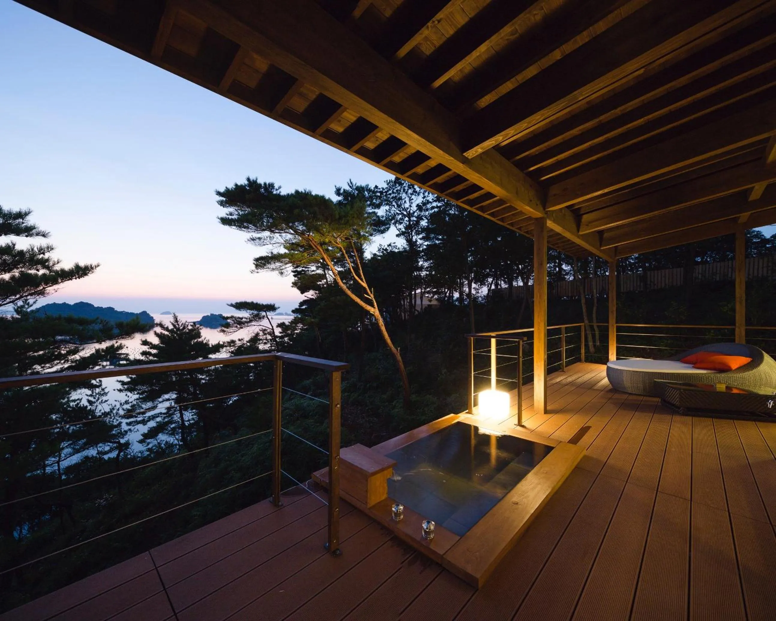 Hot Spring Bath in Amakusa Tenku No Fune