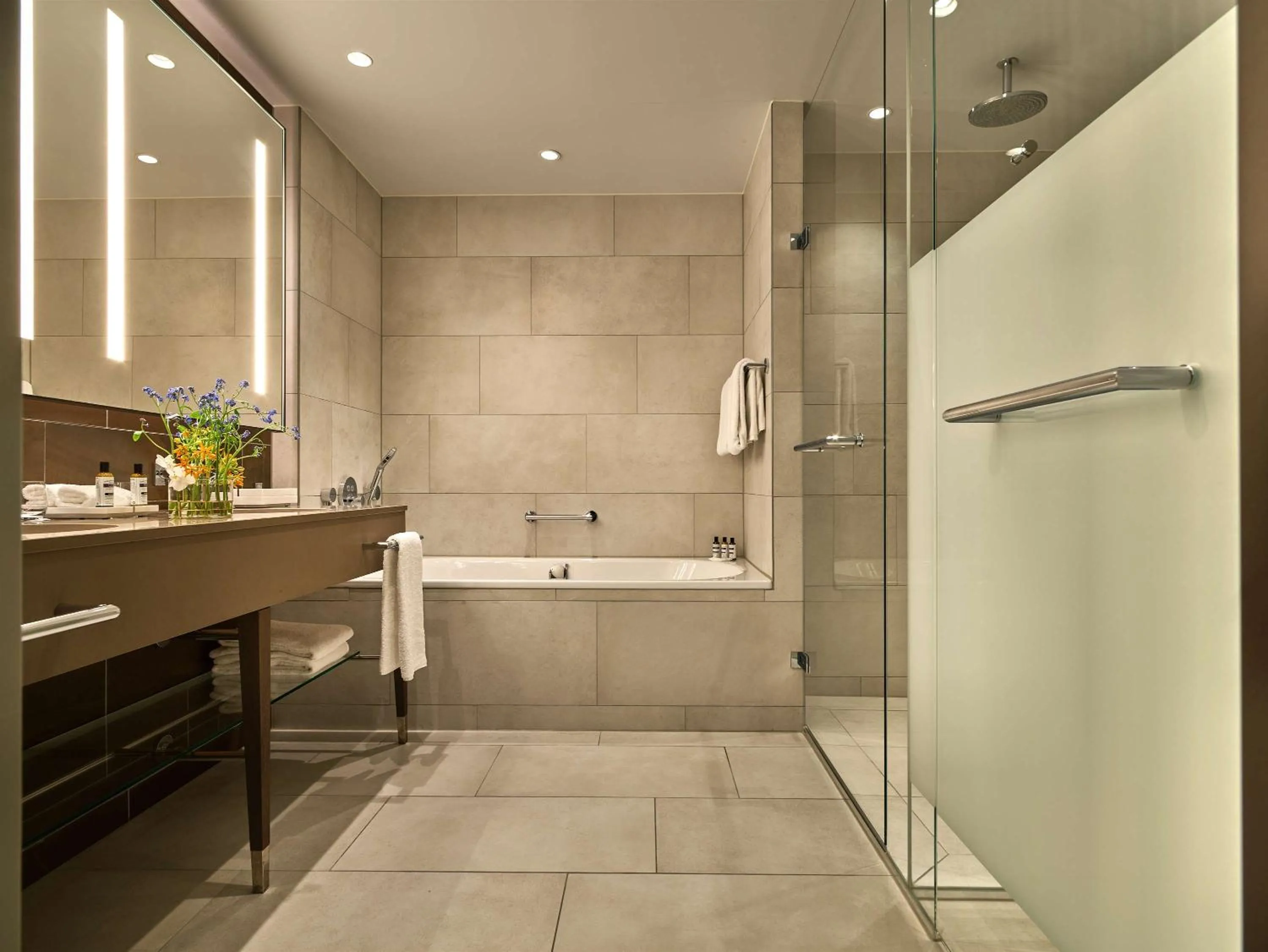 Bathroom in Hyatt Regency Amsterdam