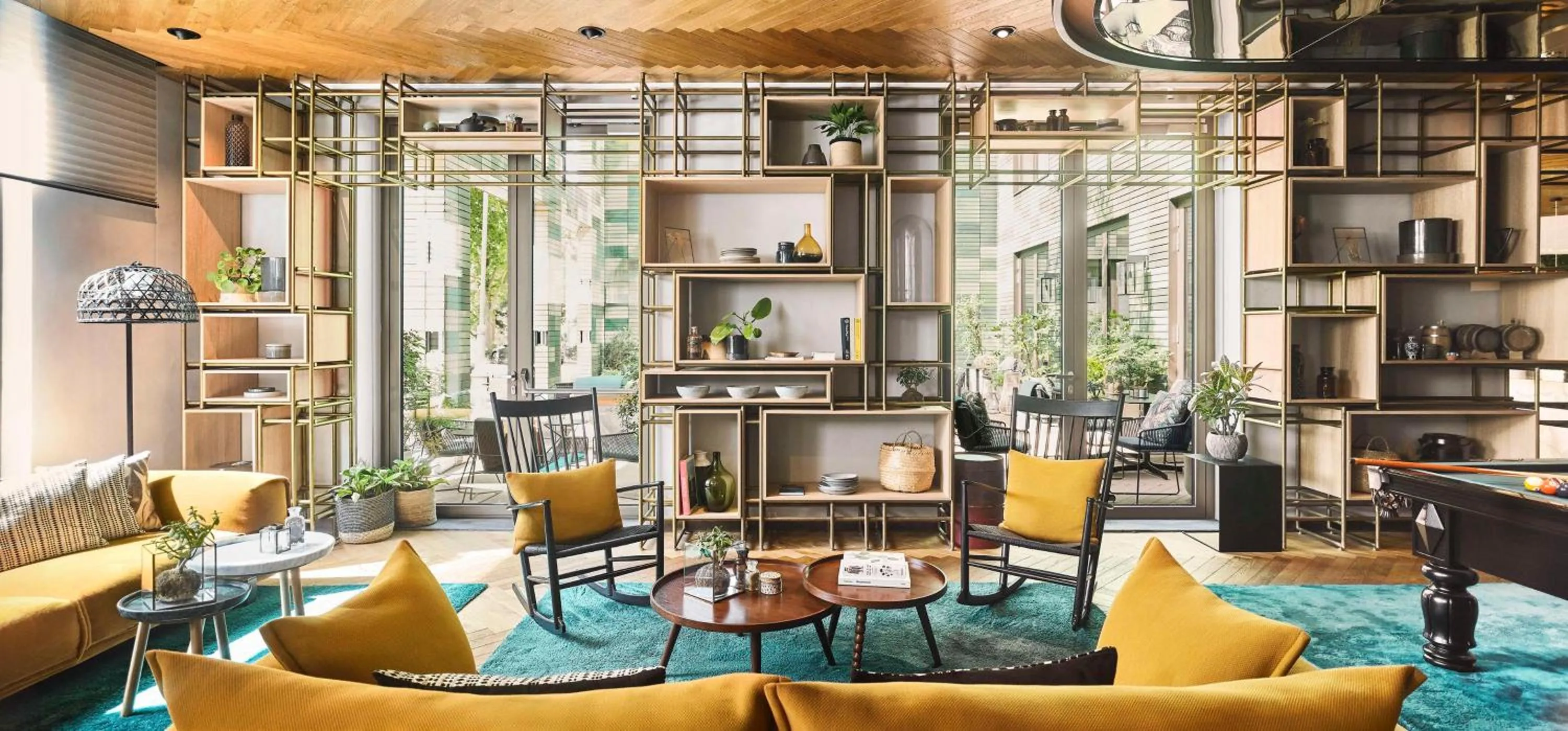 Lounge or bar in Hyatt Regency Amsterdam