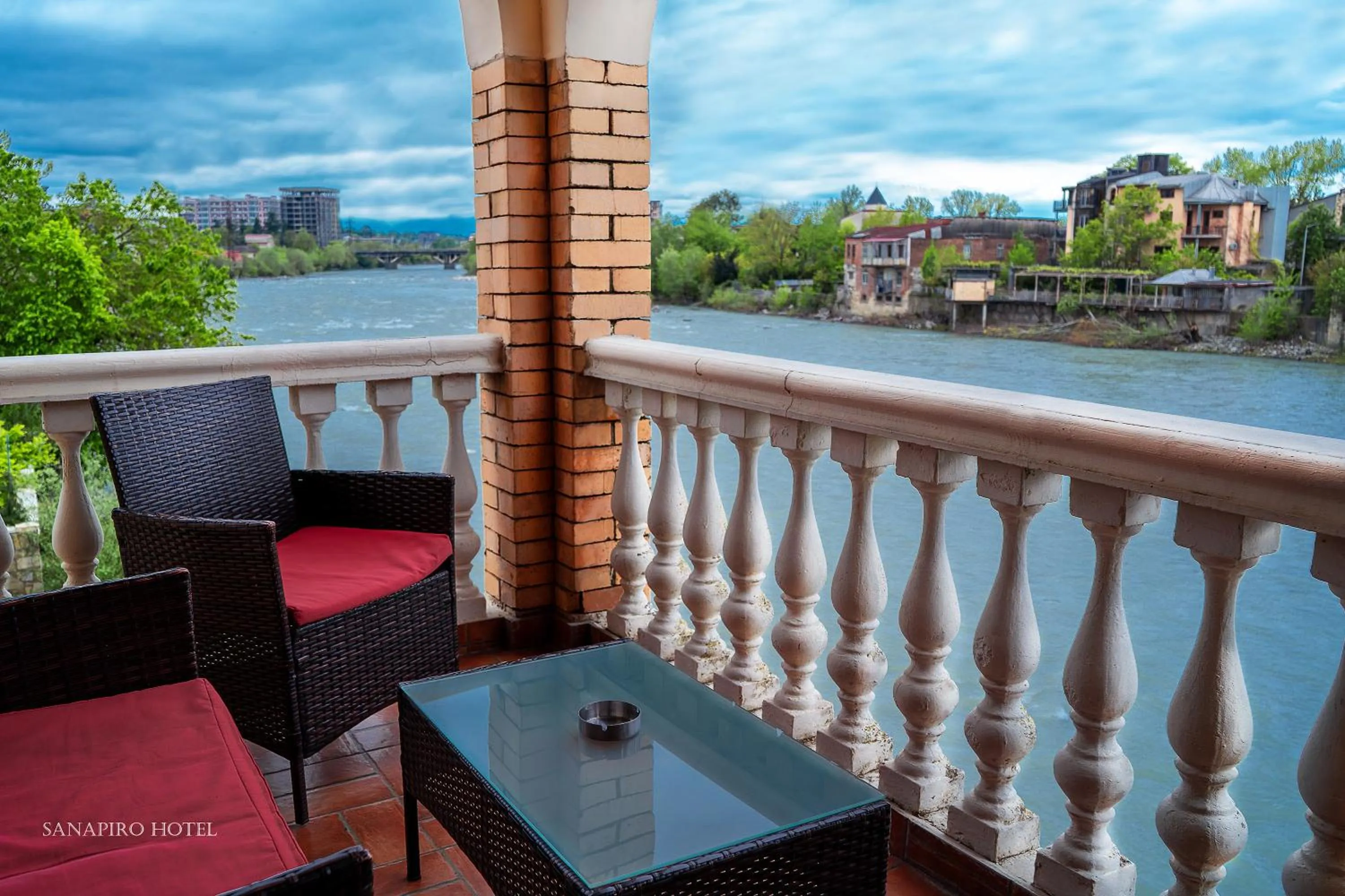 Balcony/Terrace in Sanapiro Hotel