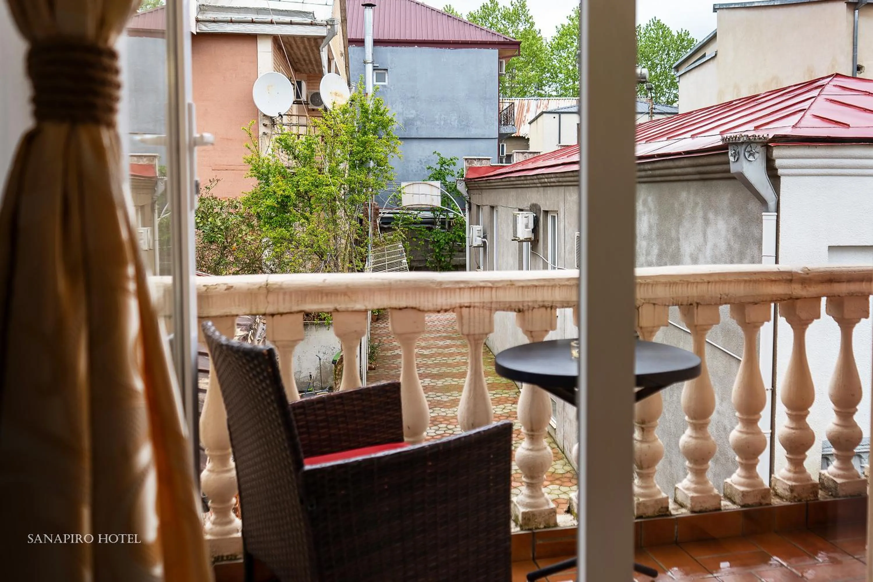 Garden in Sanapiro Hotel