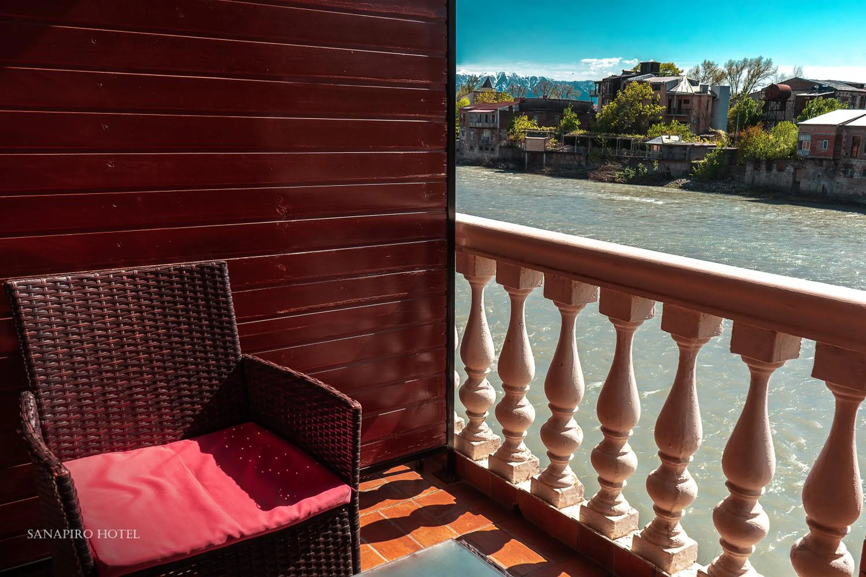 Balcony/Terrace in Sanapiro Hotel
