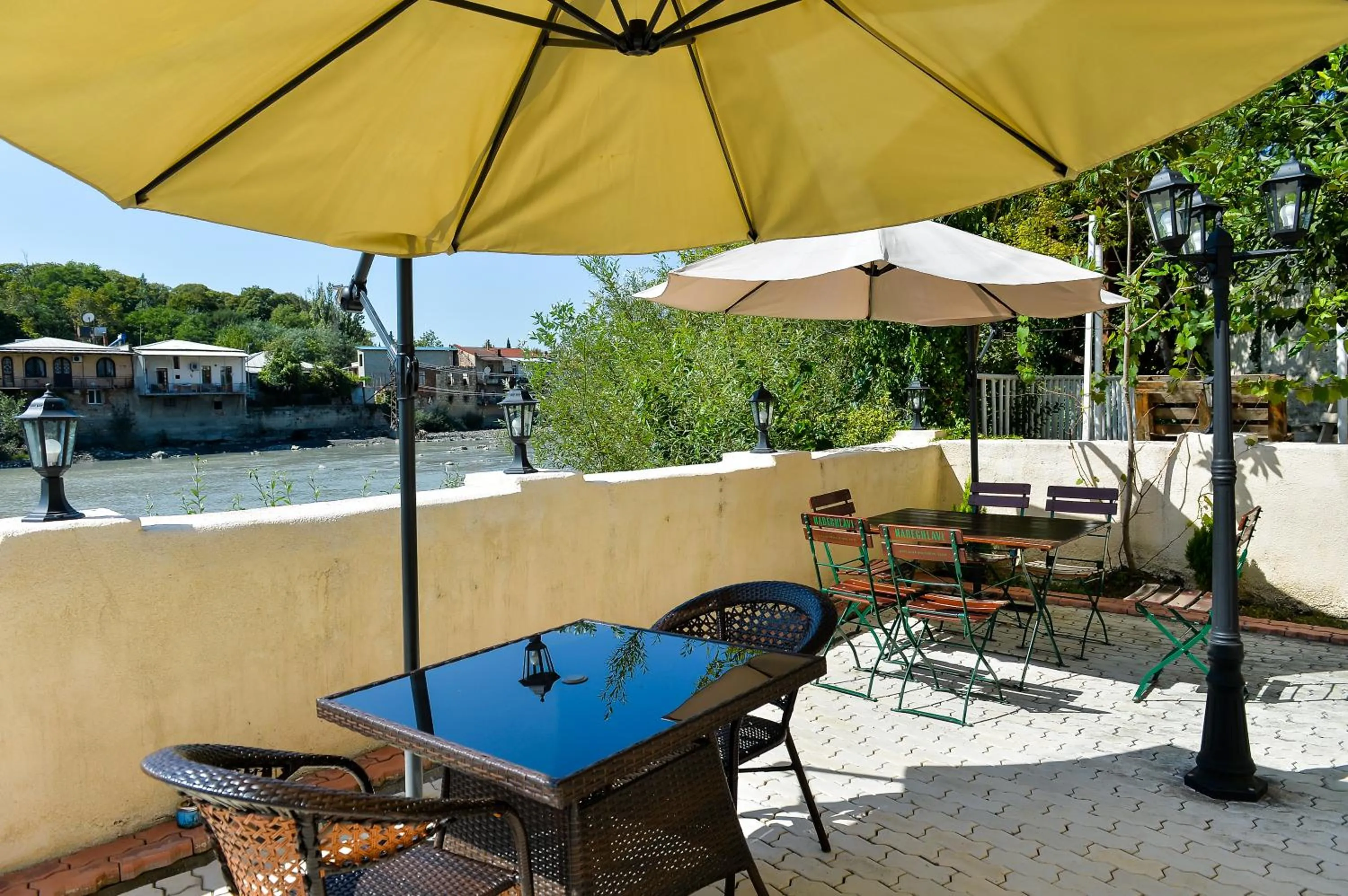 Dining area in Sanapiro Hotel