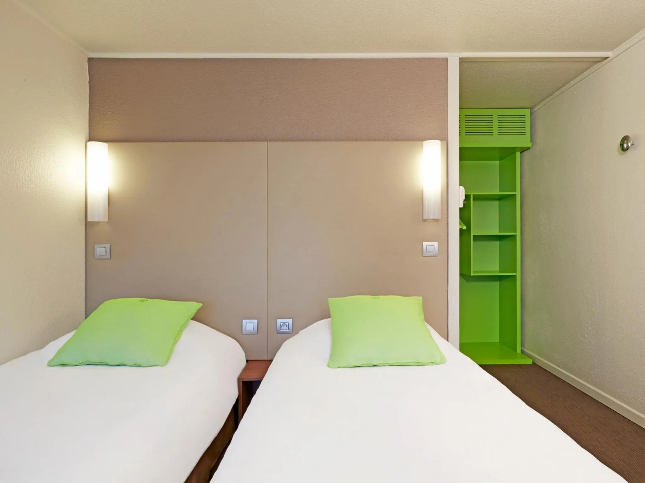 Bed in Campanile Lens