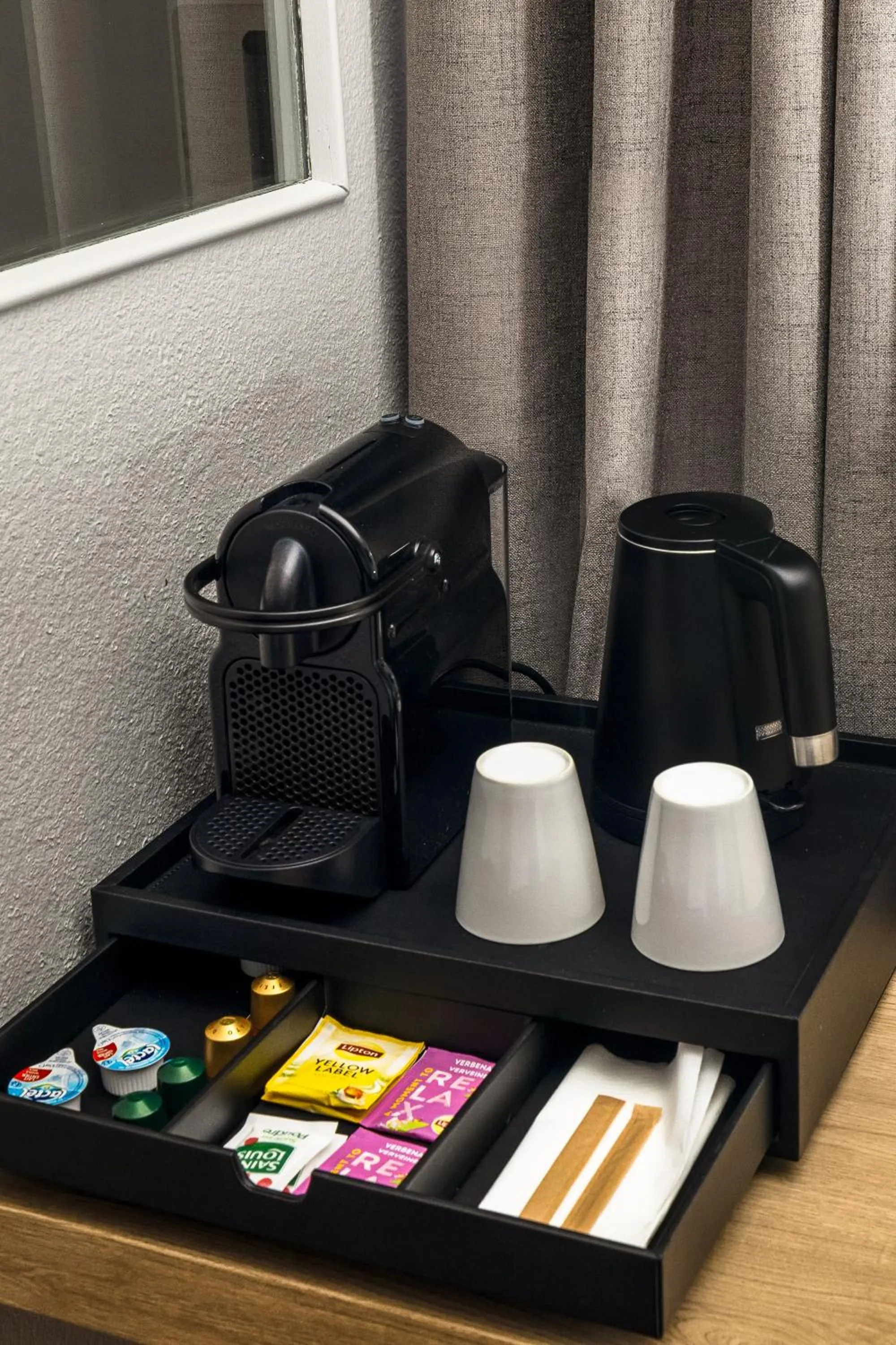 Coffee/tea facilities in Campanile NATURE - Lille Est Villeneuve-d'Ascq