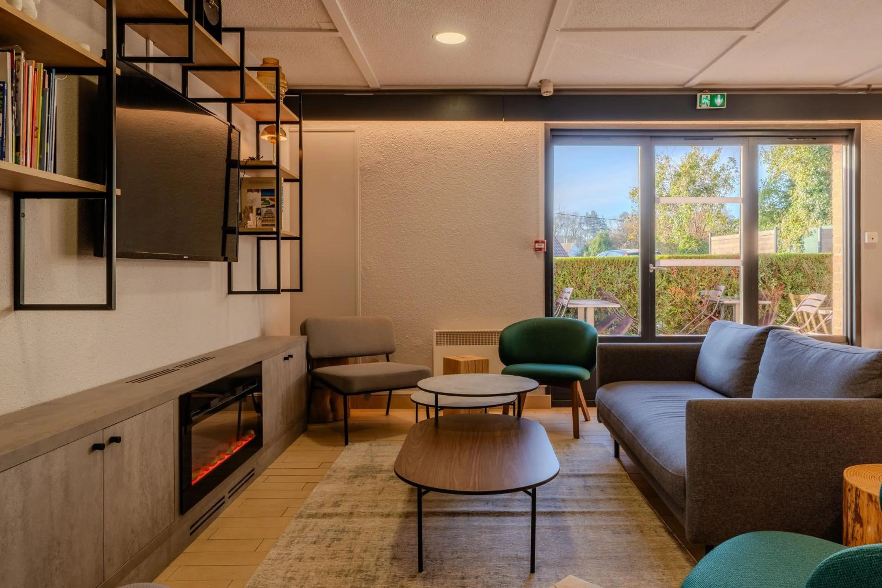 Communal lounge/ TV room in Campanile NATURE - Lille Est Villeneuve-d'Ascq