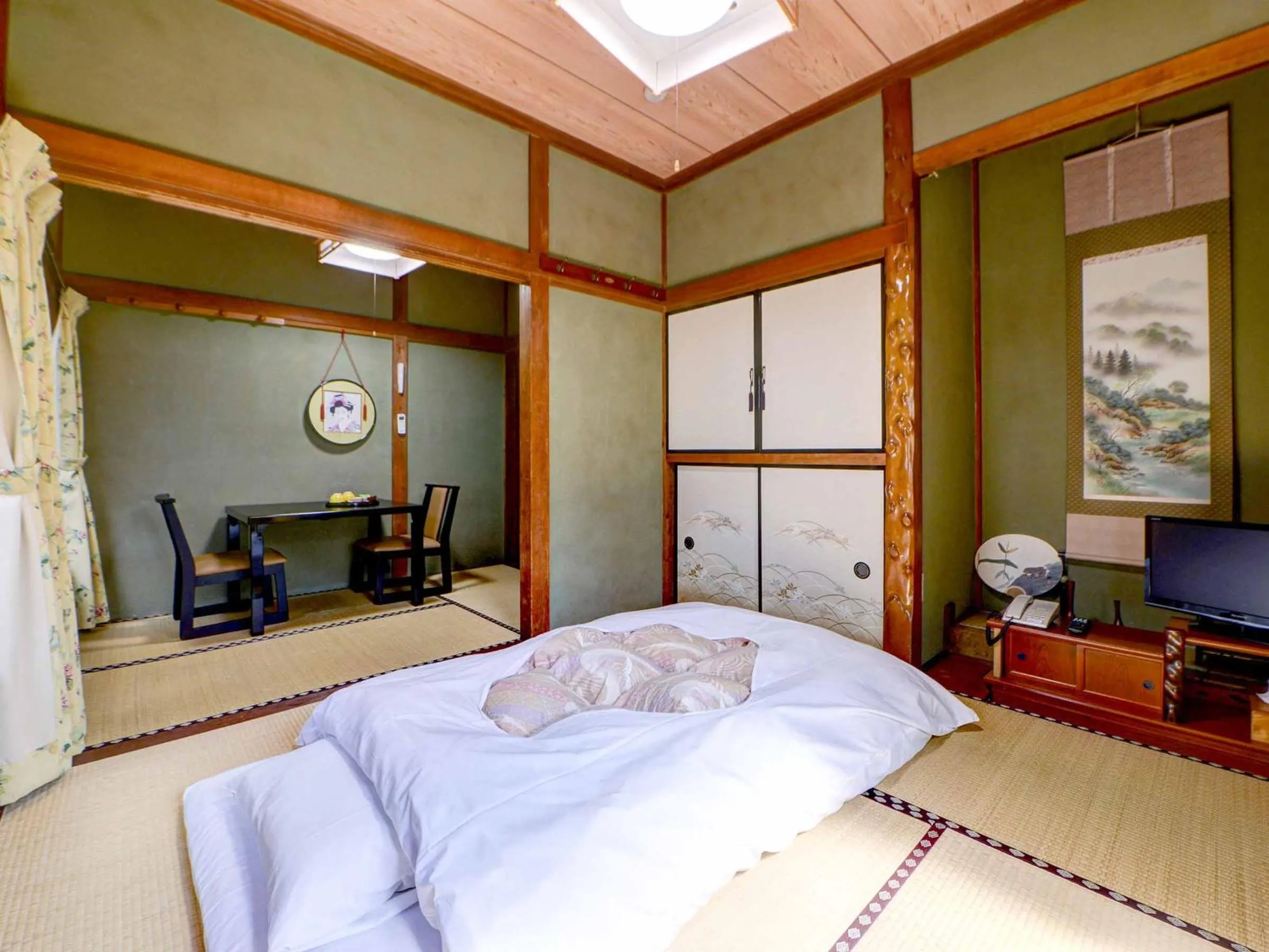 Photo of the whole room, Bed in Ryokan Niko