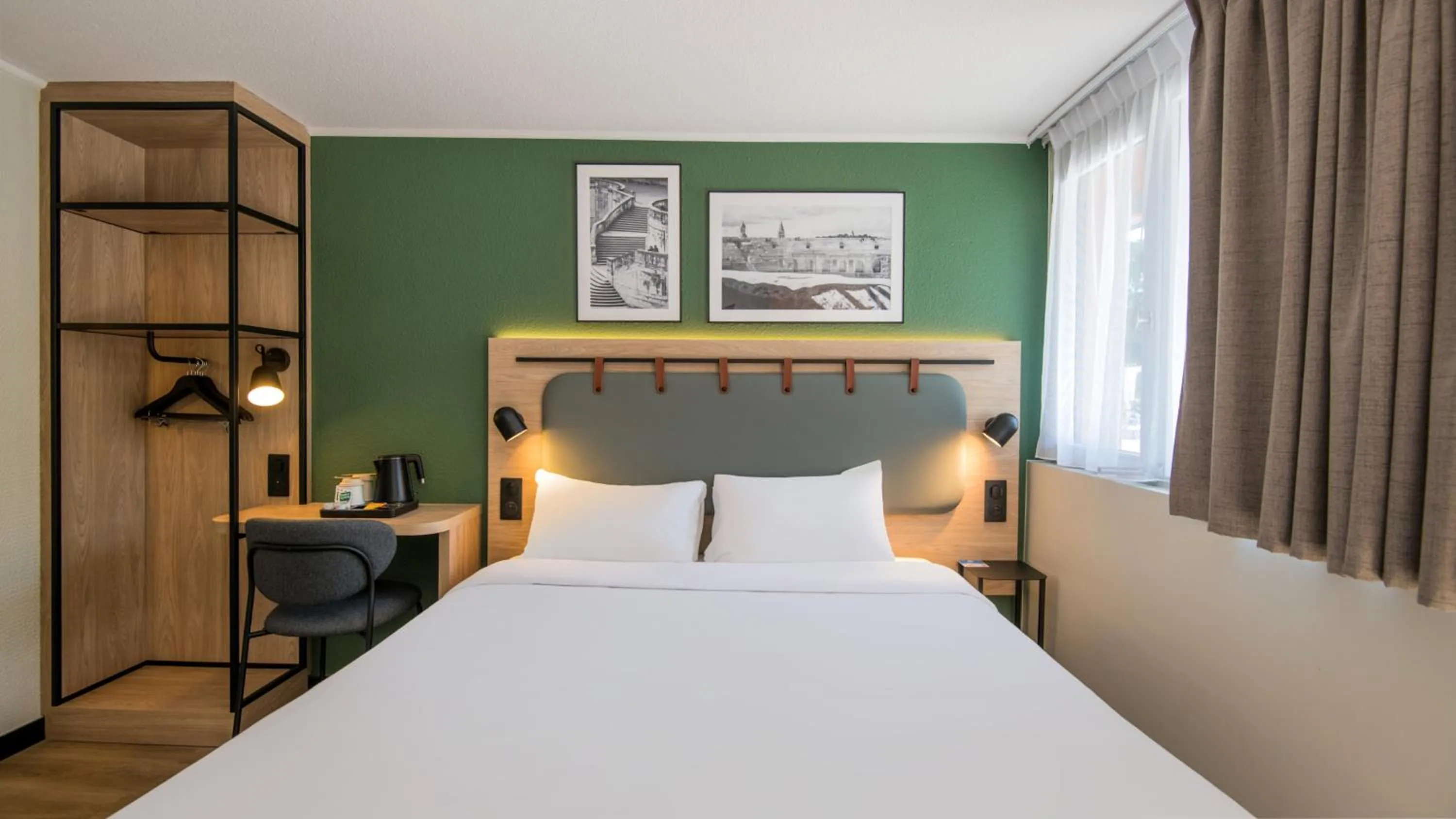 Bed in Campanile Lille - Lomme