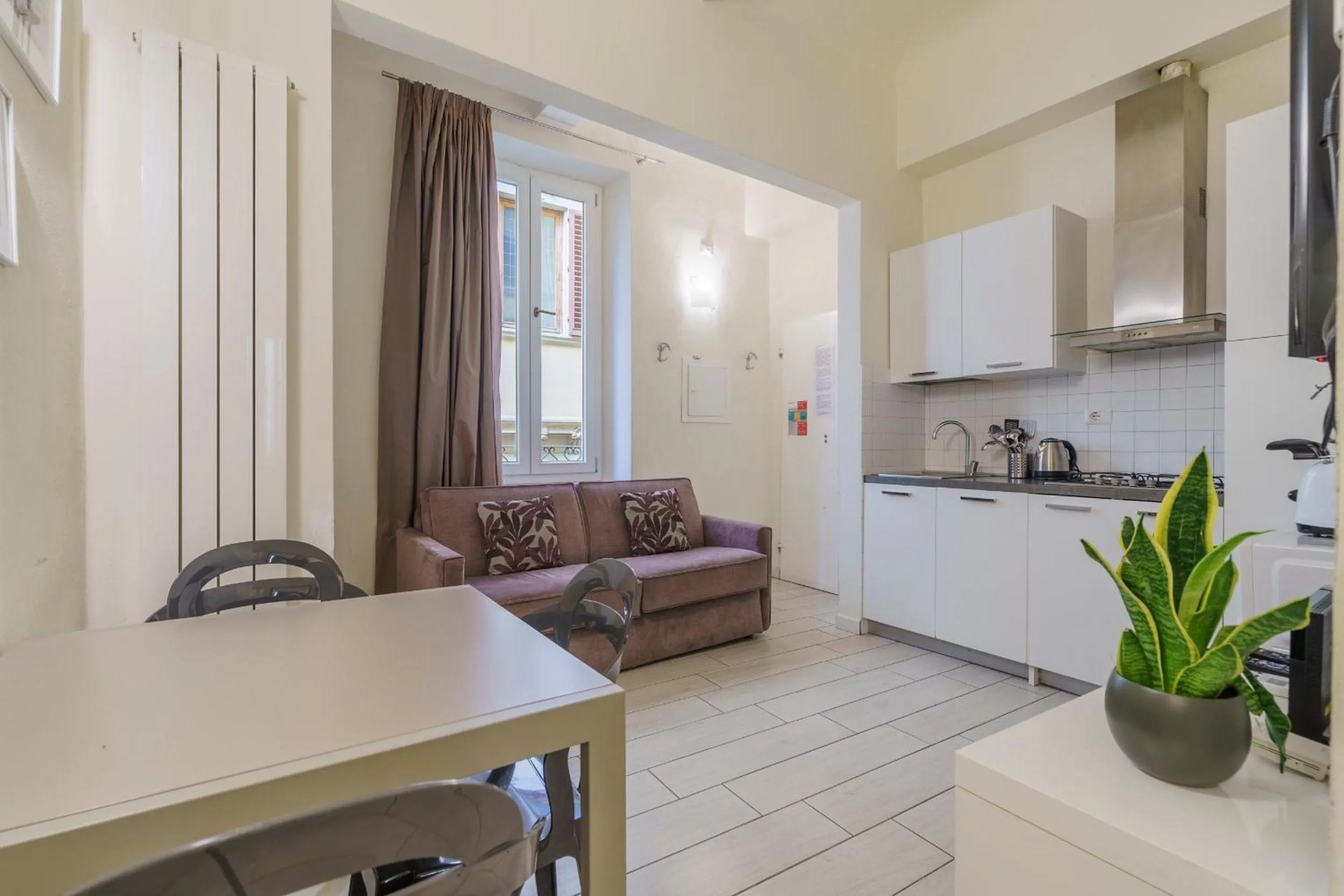 Living room in Windows On Florence