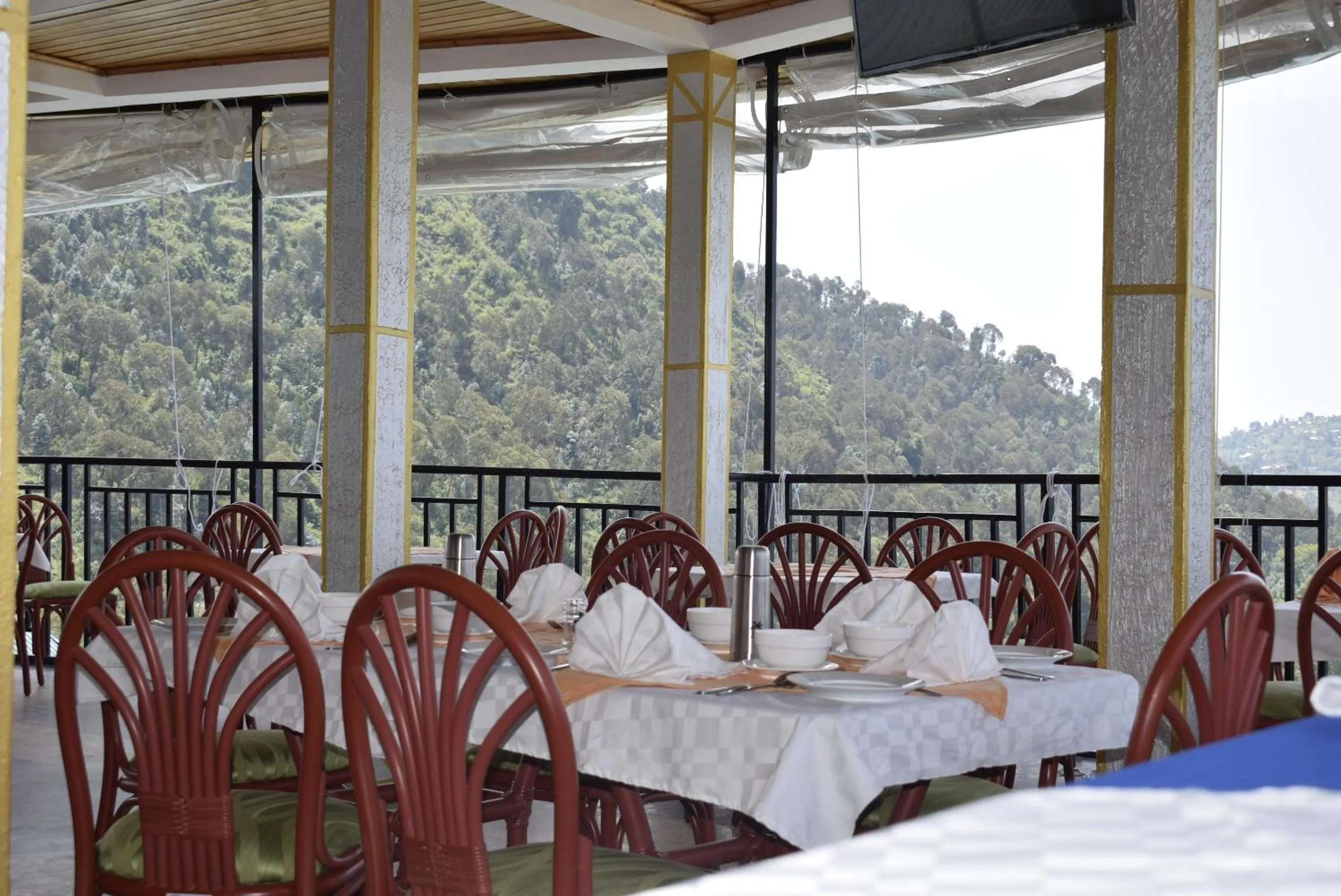 Meals in Kivu Peace View Hotel