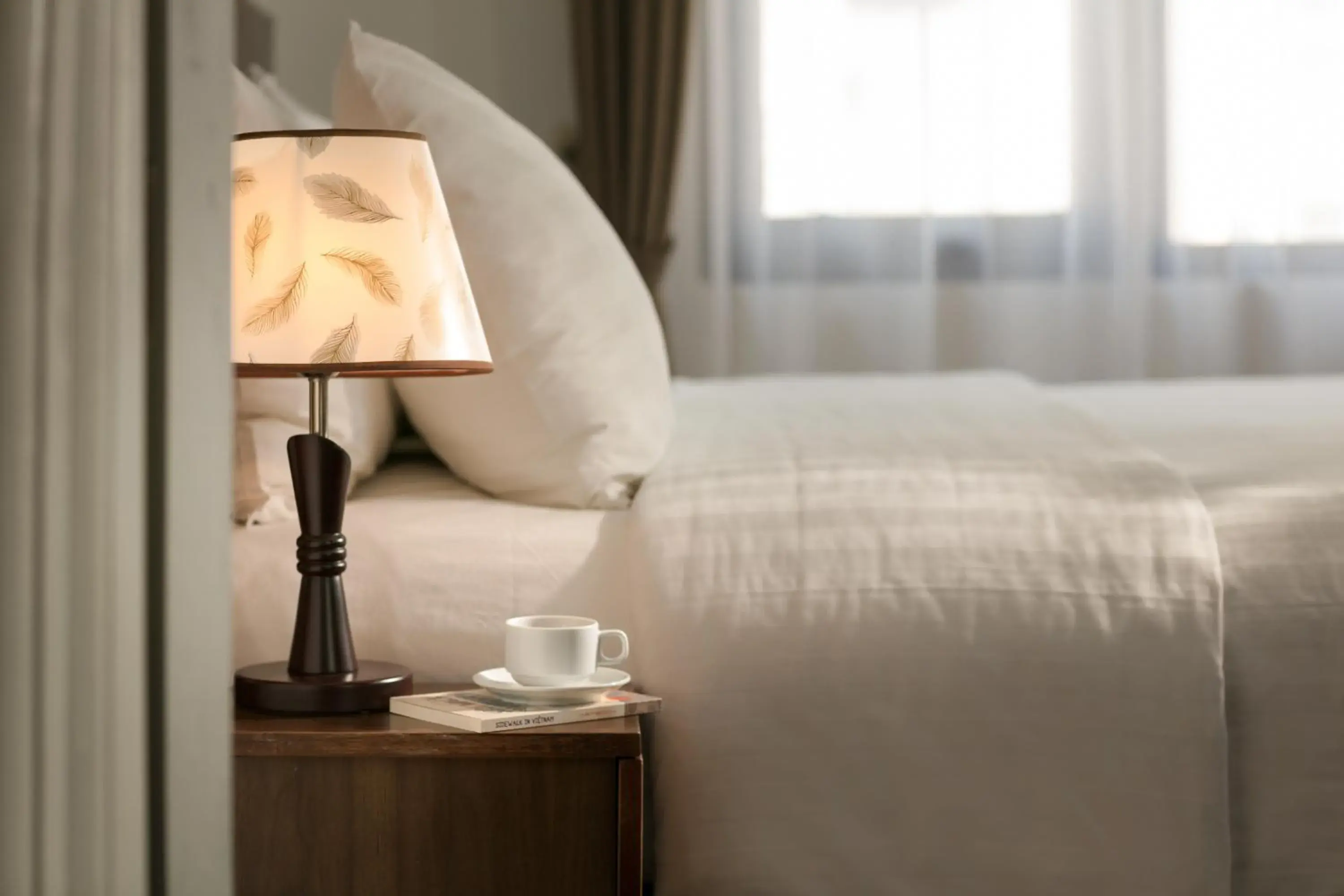 Poonsa Hanoi - The Ordinary Living Poonsa Hanoi - The Ordinary Living