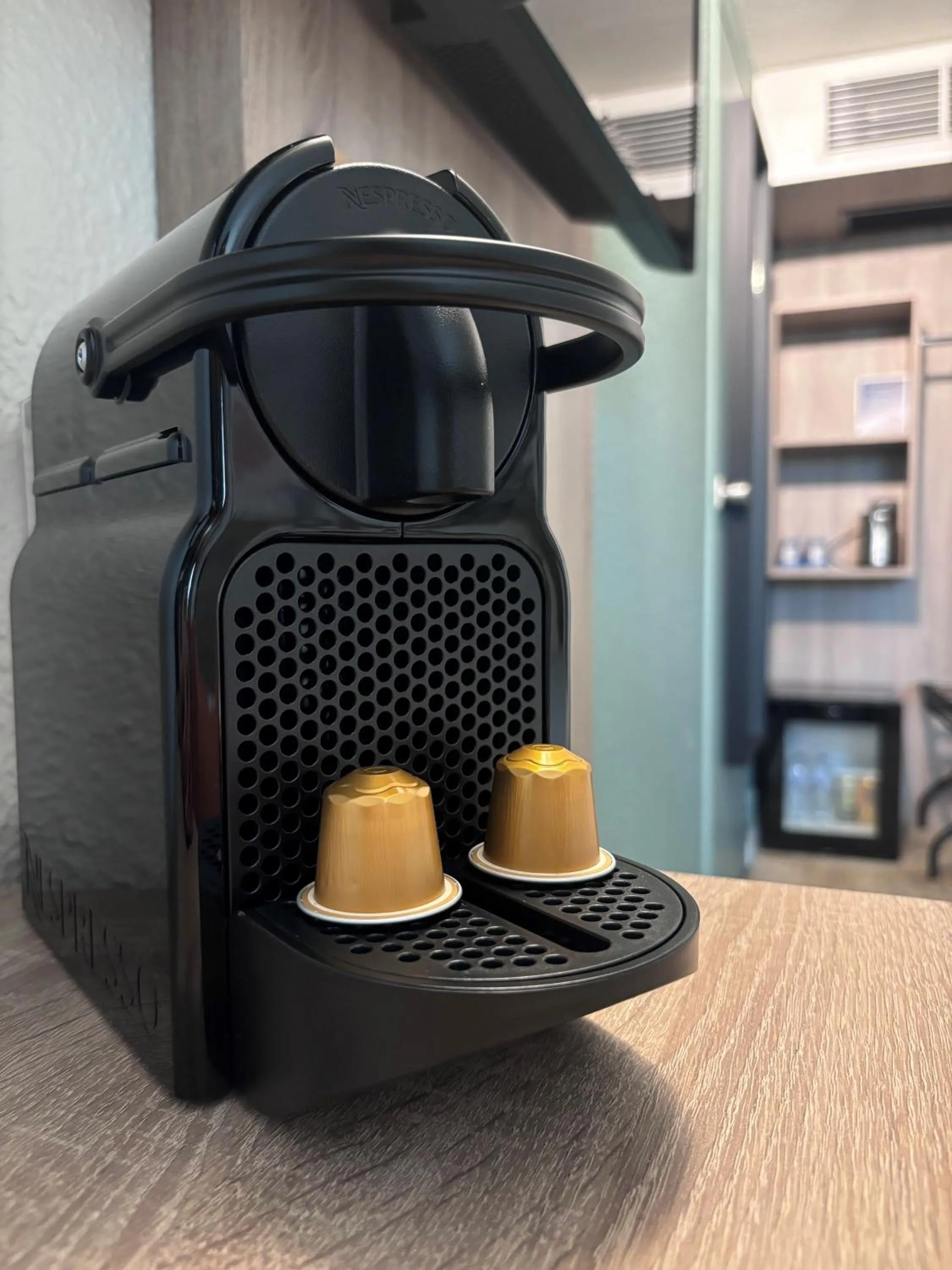 Coffee/tea facilities in HÔTEL KYRIAD MARSEILLE - Vitrolles Aéroport