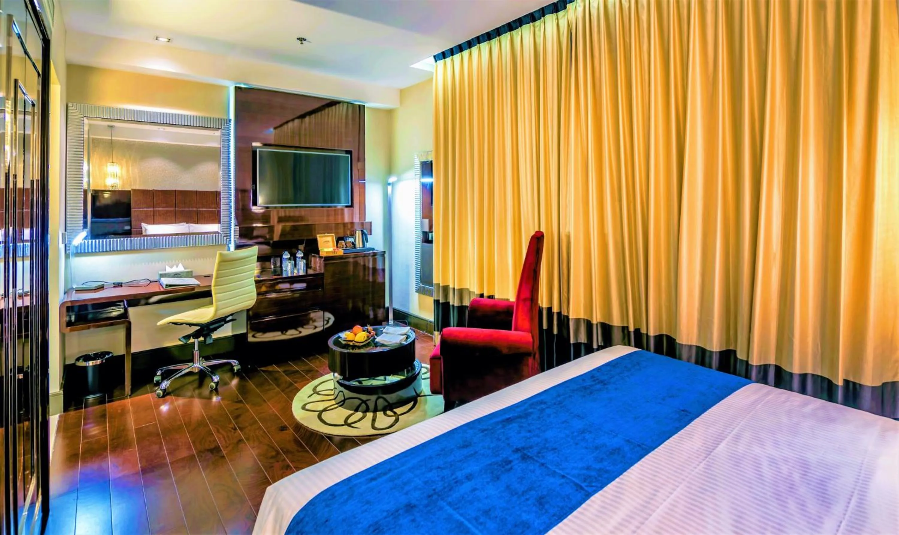 Bedroom in The Raintree Dhaka - A Luxury collection Hotel