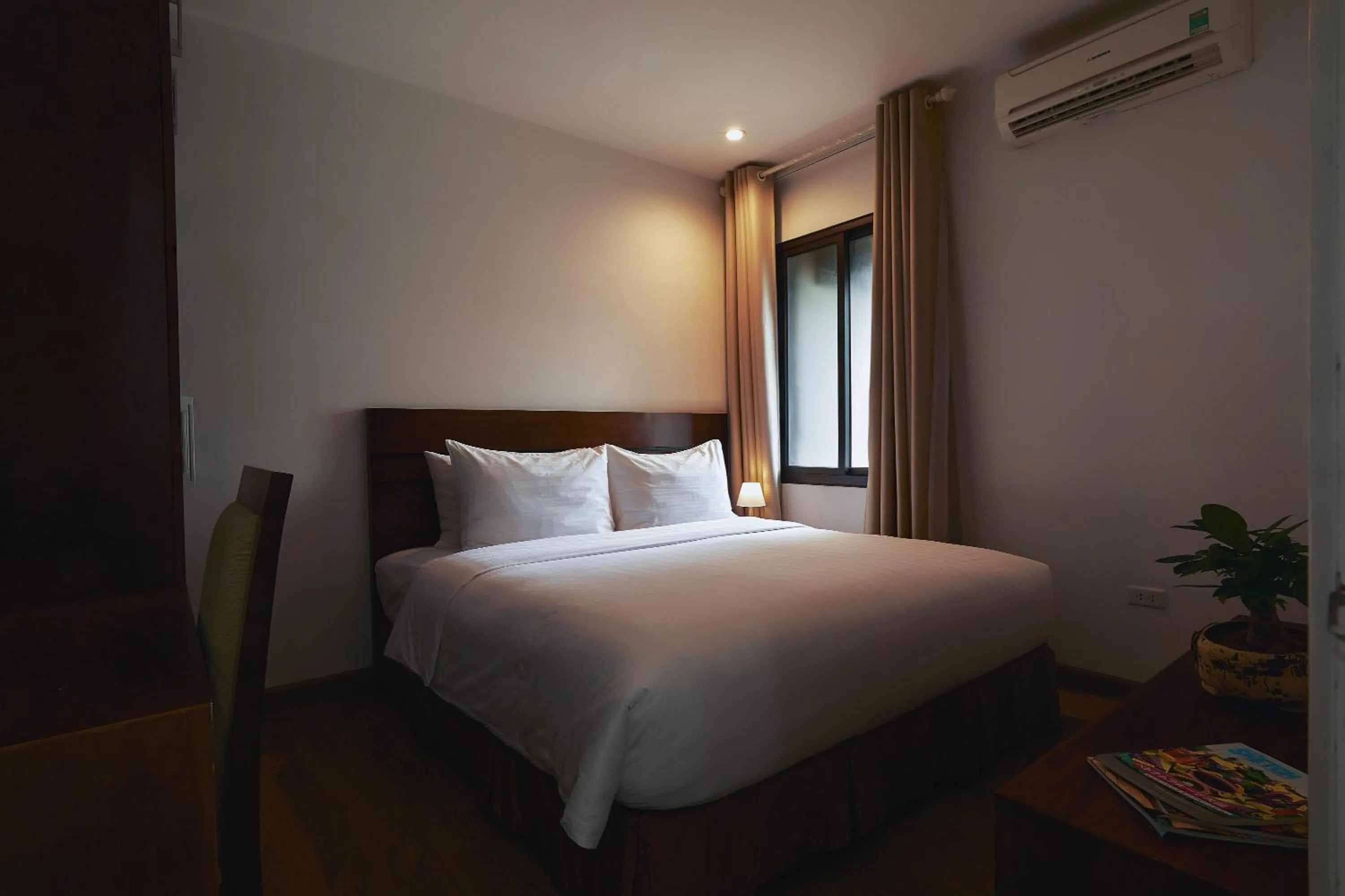 Bed in The Bloom Classic - An Excellent Blend of Cozy Living and Urban Relaxation